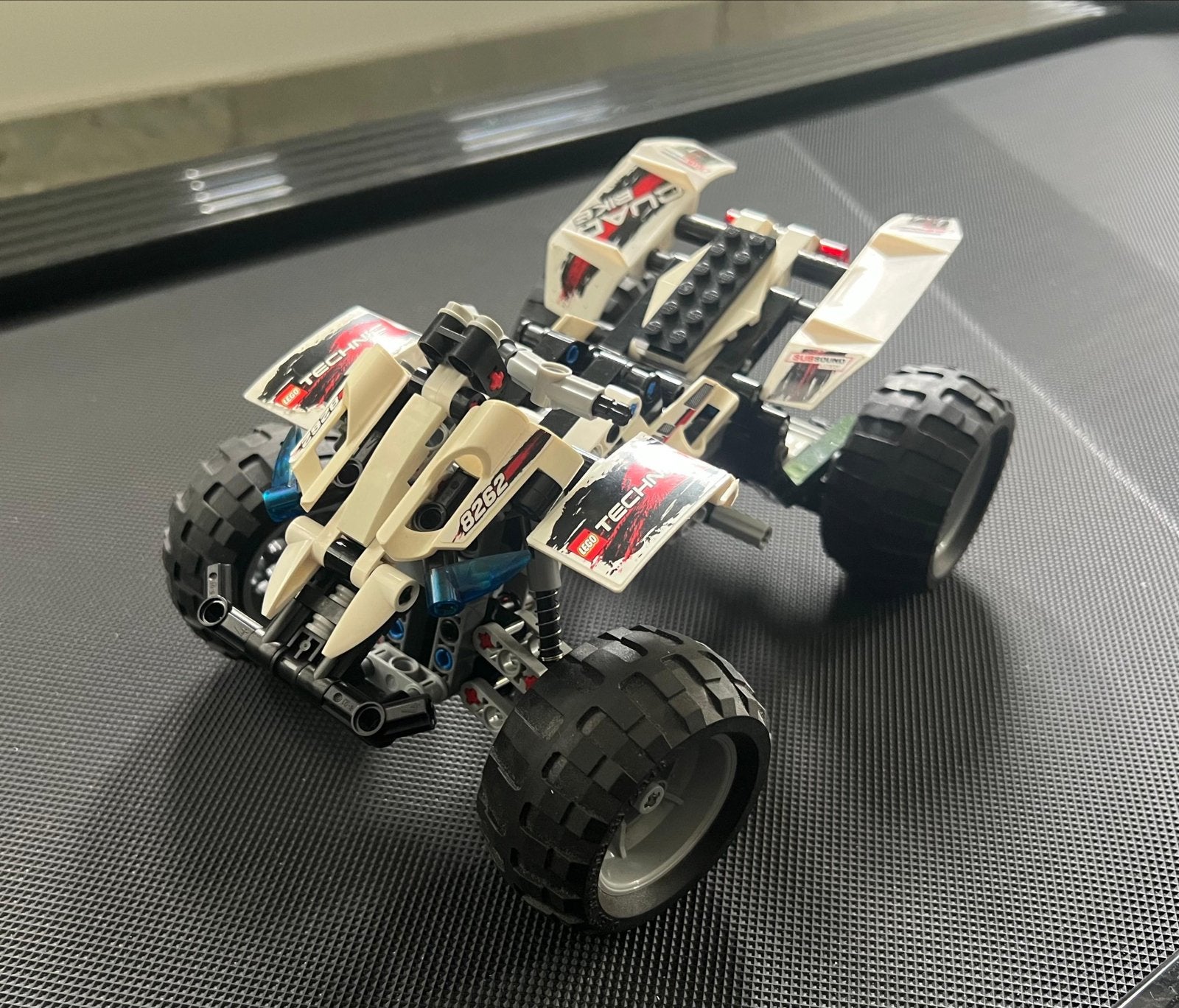 Lego Technic 8262 Quadbike - Compleet met instructies, Ophalen of Verzenden, Gebruikt
