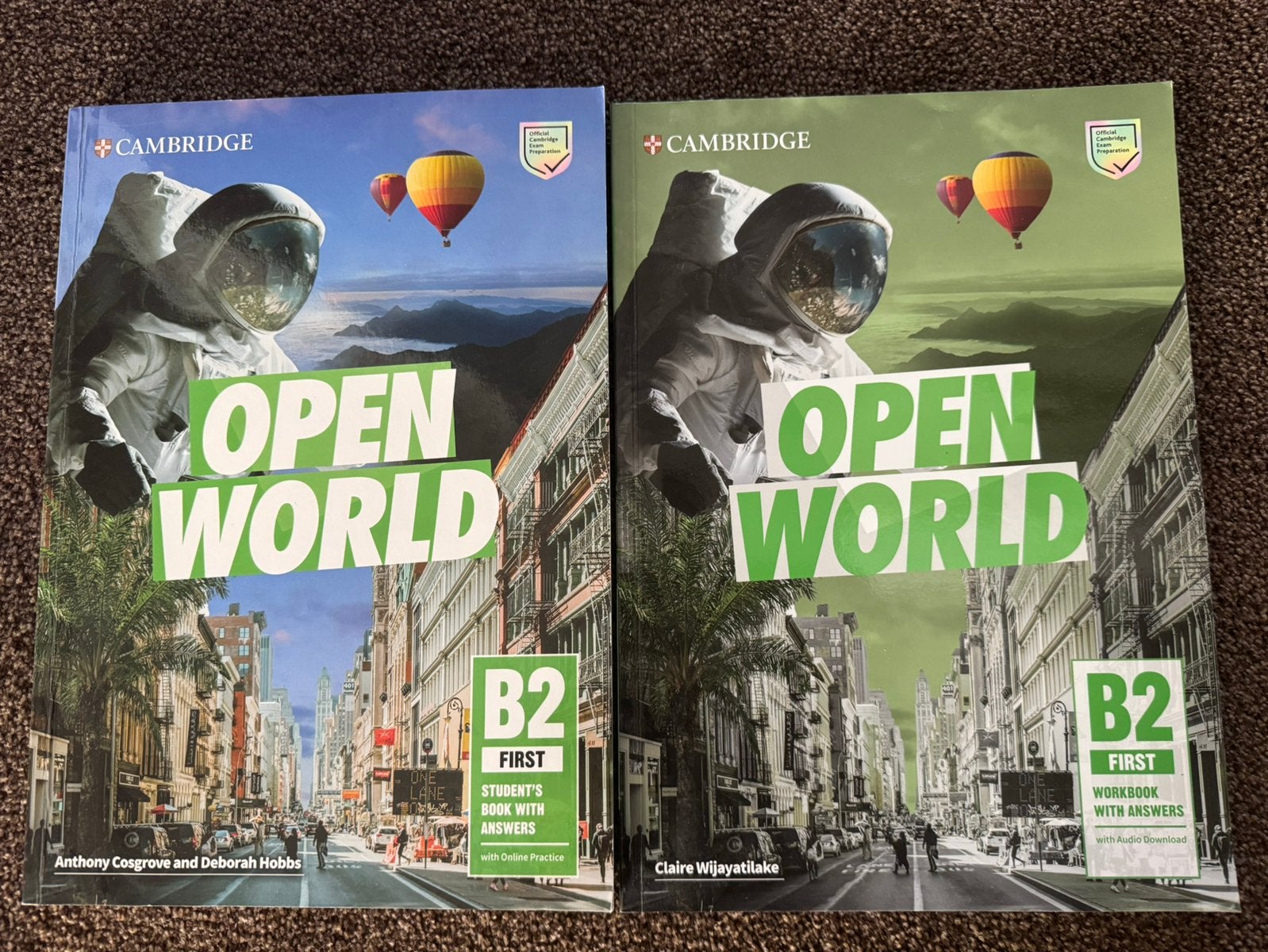 Cambridge studieboek en werkboek B2, Ophalen of Verzenden, Zo goed als nieuw