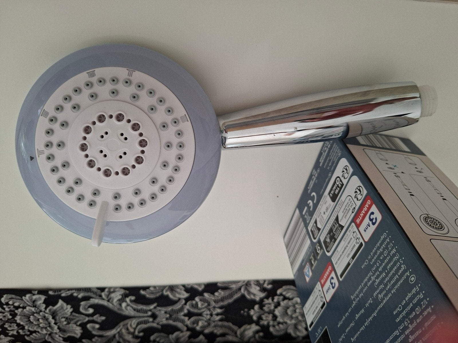 Nieuwe LED Douchekop  kleurwisseling massage soft normaal, Ophalen of Verzenden, Nieuw, Douche