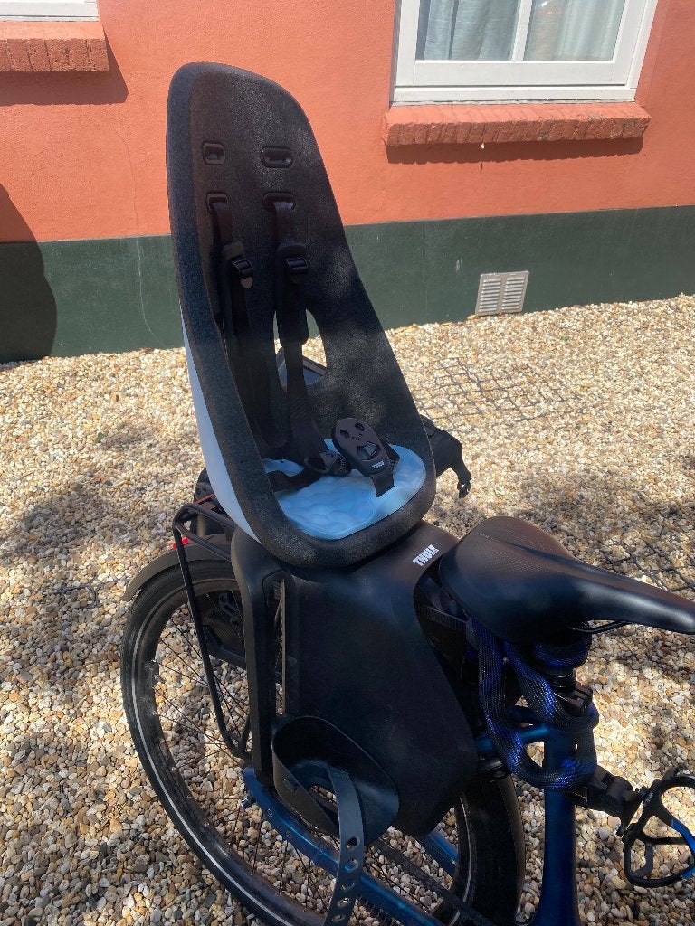 Kinderstoel fiets Thule Yepp Nexxt 2 Maxi Rack Mount, Fietsen en Brommers, Fietsaccessoires | Fietsstoeltjes, Ophalen, Achterzitje