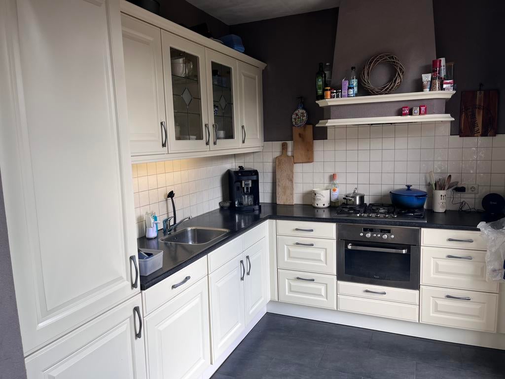 Landelijke cremekleurige hoekkeuken, Huis en Inrichting, Keuken | Complete keukens, Ophalen, Gebruikt, Crème, Hoekkeuken