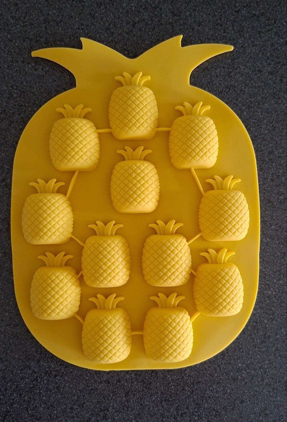 Ijsblokjes houder ananas of hartjes en sterren, Ophalen of Verzenden, Overige typen