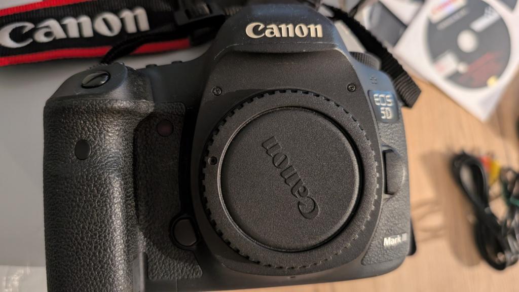 Canon EOS 5D Mark III + extra's | Slechts 21k clicks, Ophalen of Verzenden