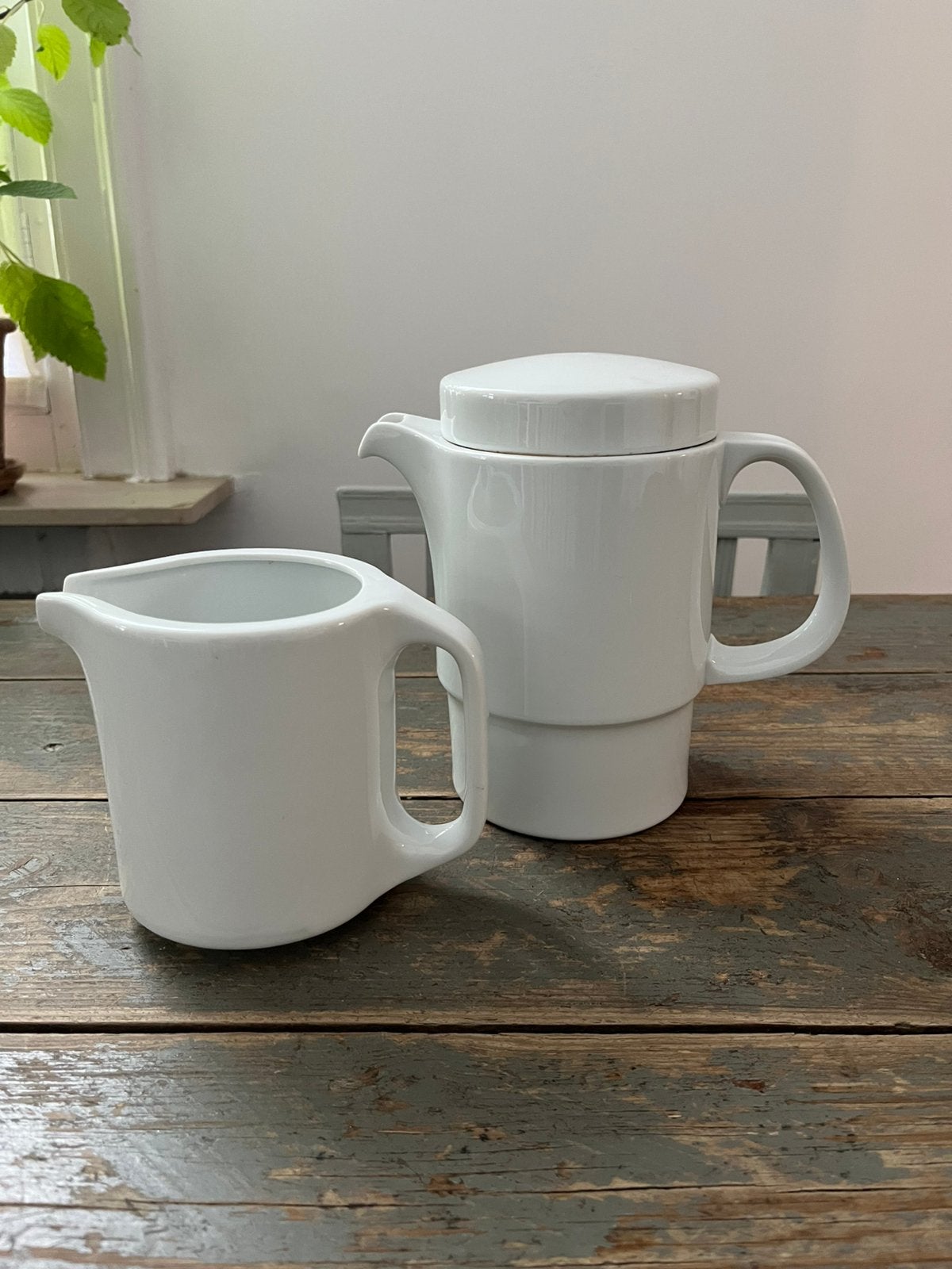 VINTAGE SERVIES KOFFIEKAN MELKKAN WIT THOMAS GERMANY, Ophalen of Verzenden
