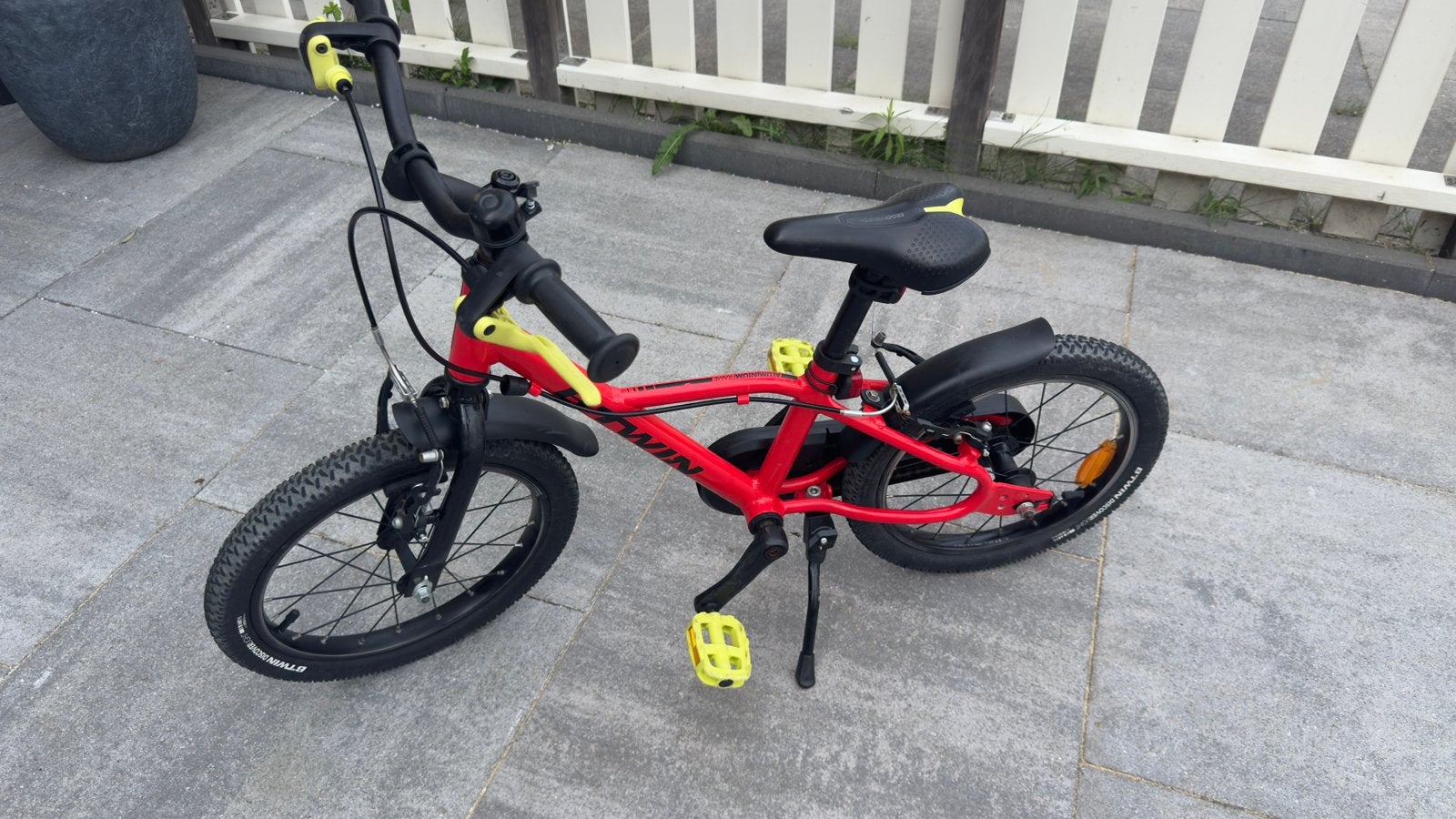 16” inch btwin kinderfiets 4-6jaar, Ophalen, Zo goed als nieuw, Minder dan 16 inch