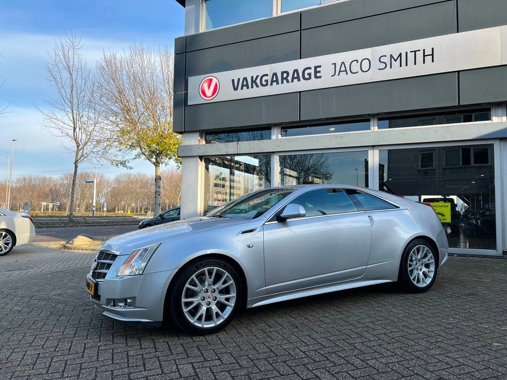Cadillac CTS 3.6 V6 Sport Luxury, Auto's, Cadillac, Automaat, Euro 5, Achterwielaandrijving, Gebruikt