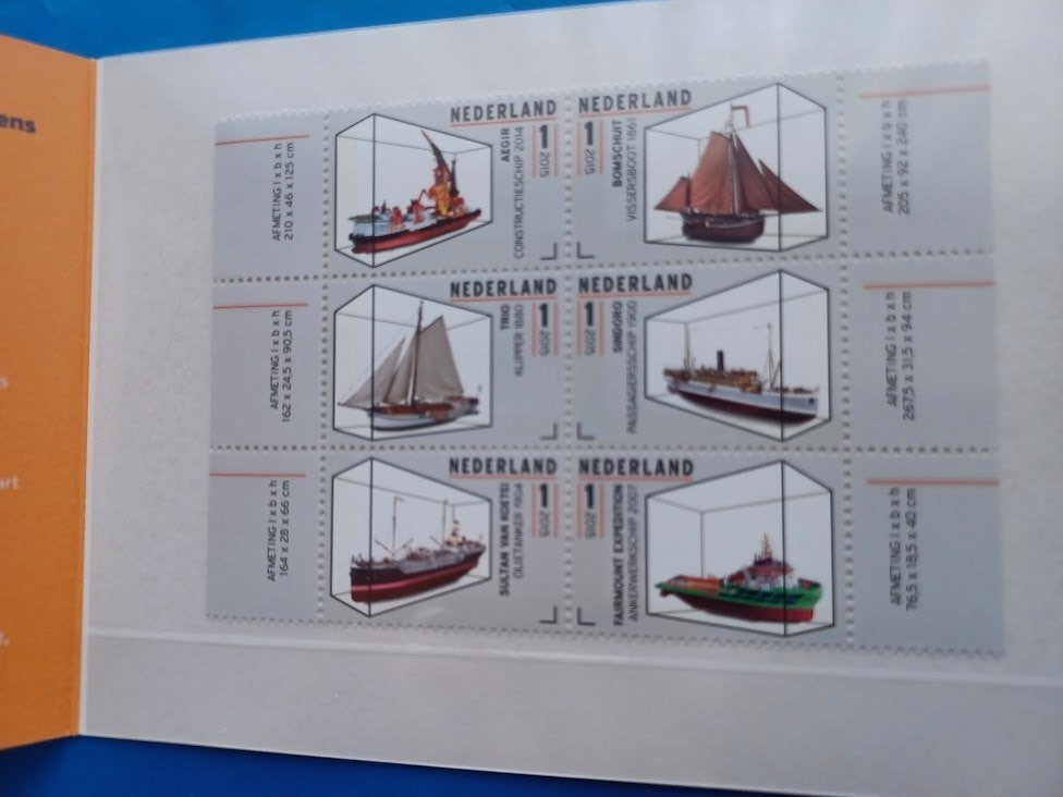 Postzegelmapje 529 A & B - Scheepsmodellen Maritiem Museum, Verzenden, Postfris