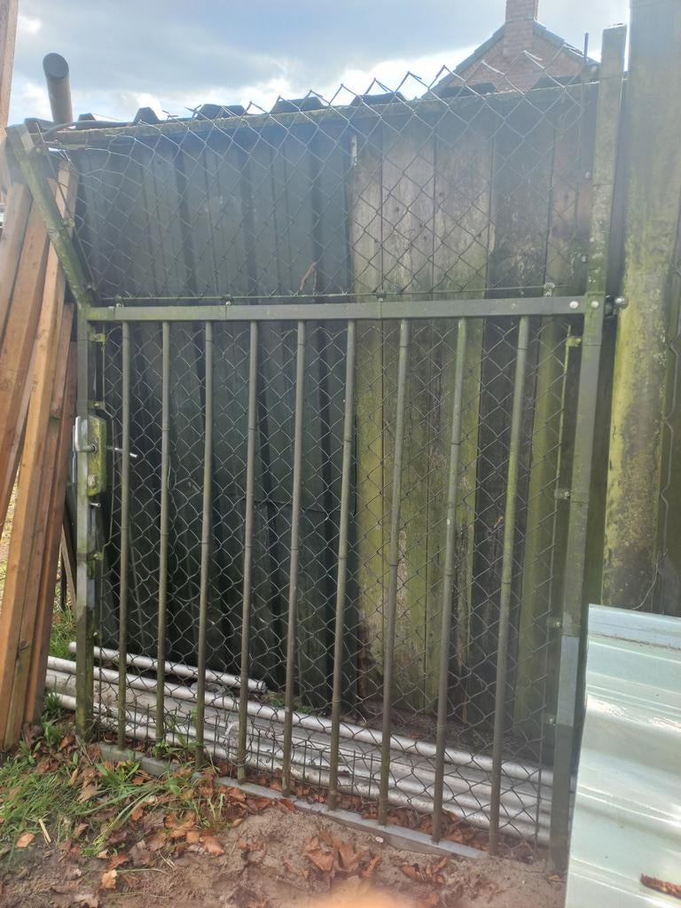 Heras Hekwerk Poort met Slot, Palen en Bovenstuk, Ophalen, Met poort, Gebruikt, Overige typen