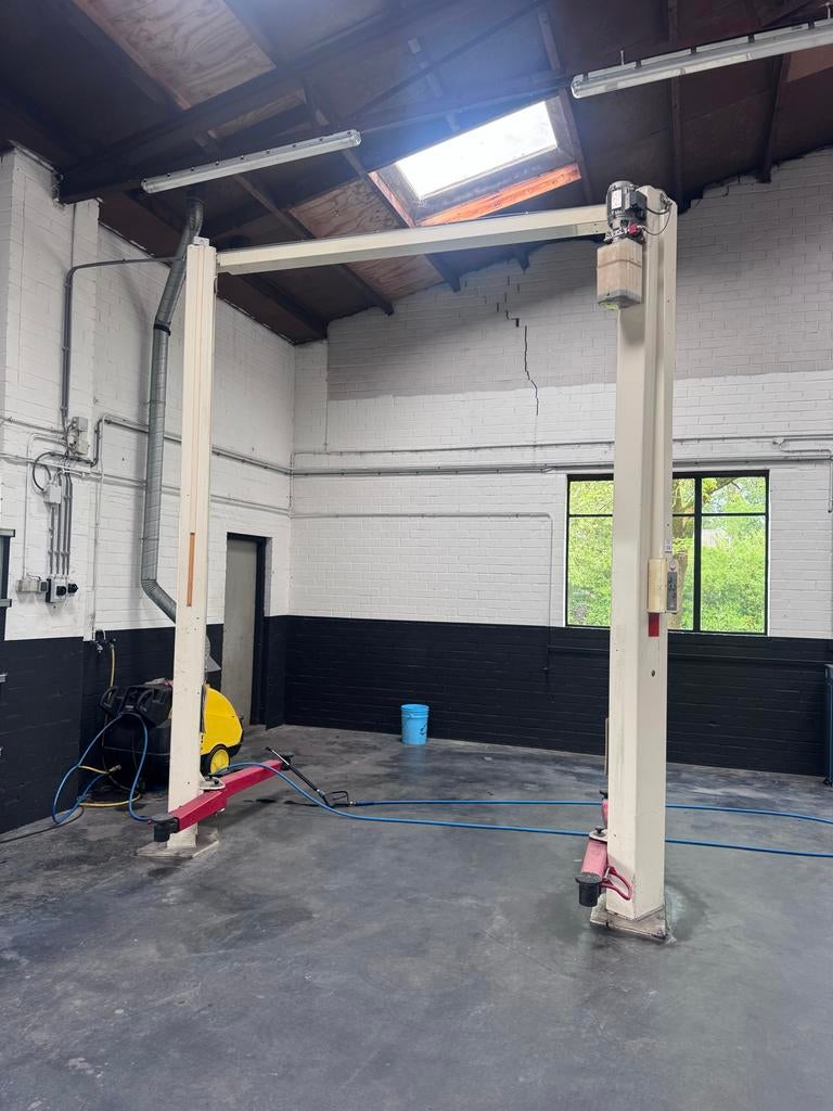 Koni Stertil hefbrug 2800kg (lekke cilinder), Auto diversen, Autogereedschap, Ophalen