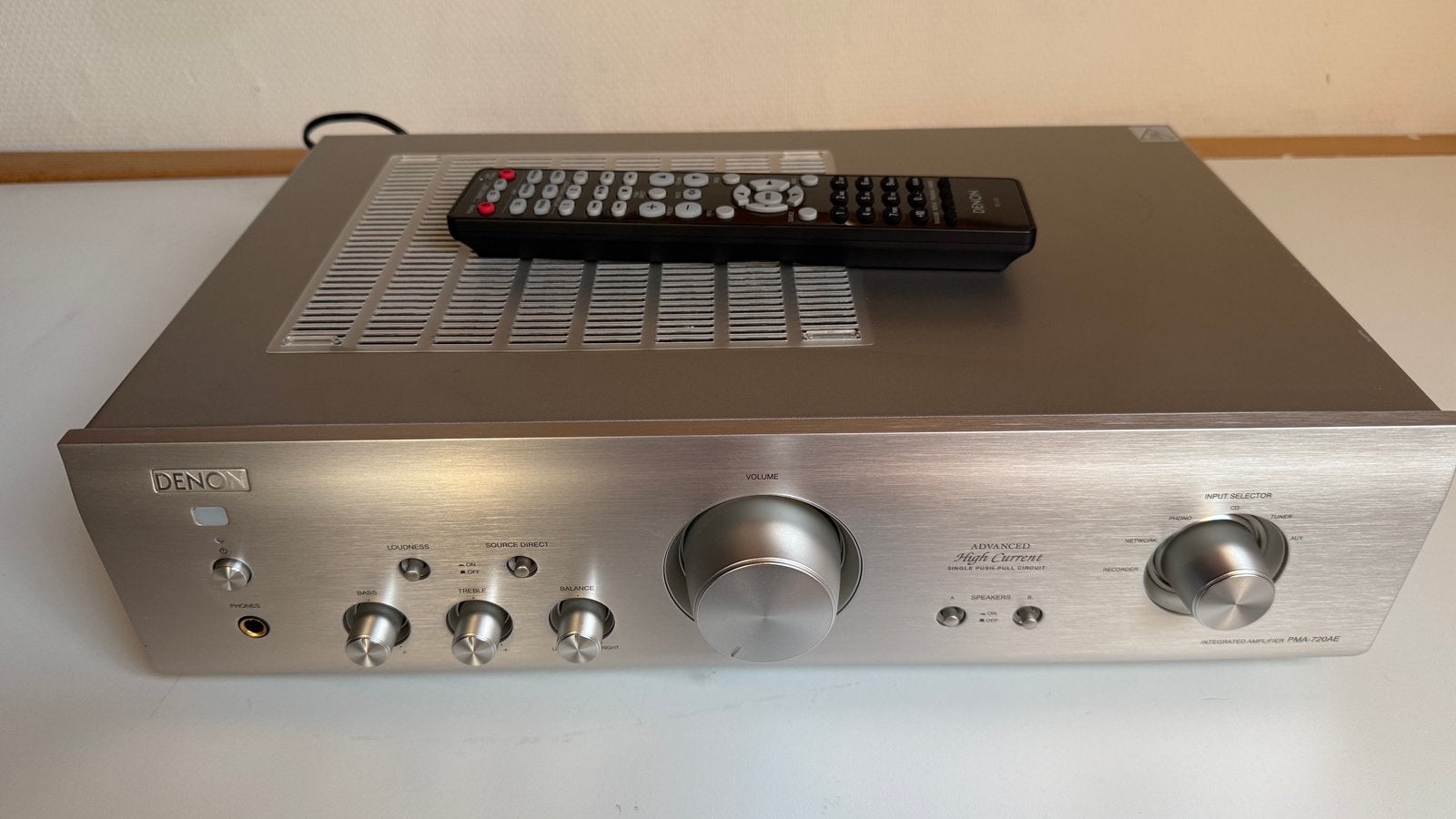 Denon PMA-720ae versterker, Ophalen, Zo goed als nieuw, 60 tot 120 watt, Denon
