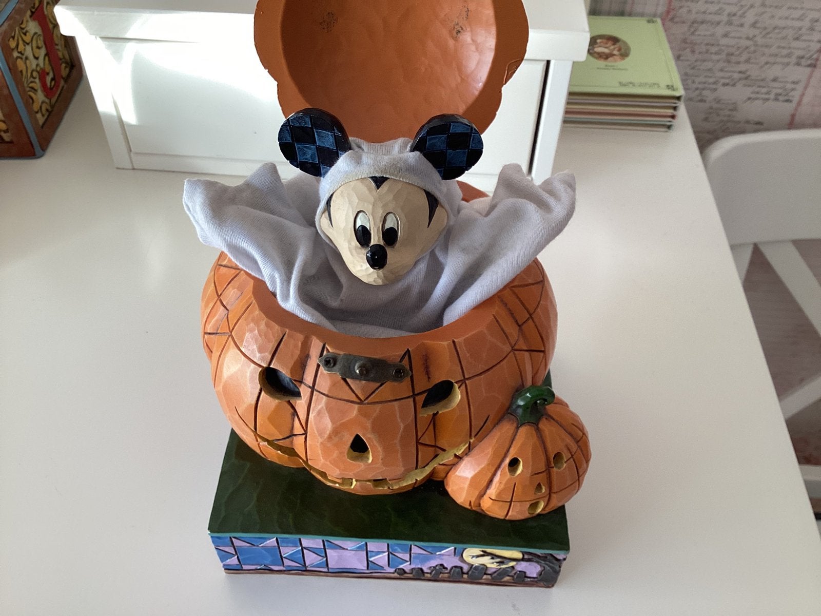 Disney traditions halloween mickey in pompoen, Verzamelen, Disney, Ophalen, Mickey Mouse, Beeldje of Figuurtje