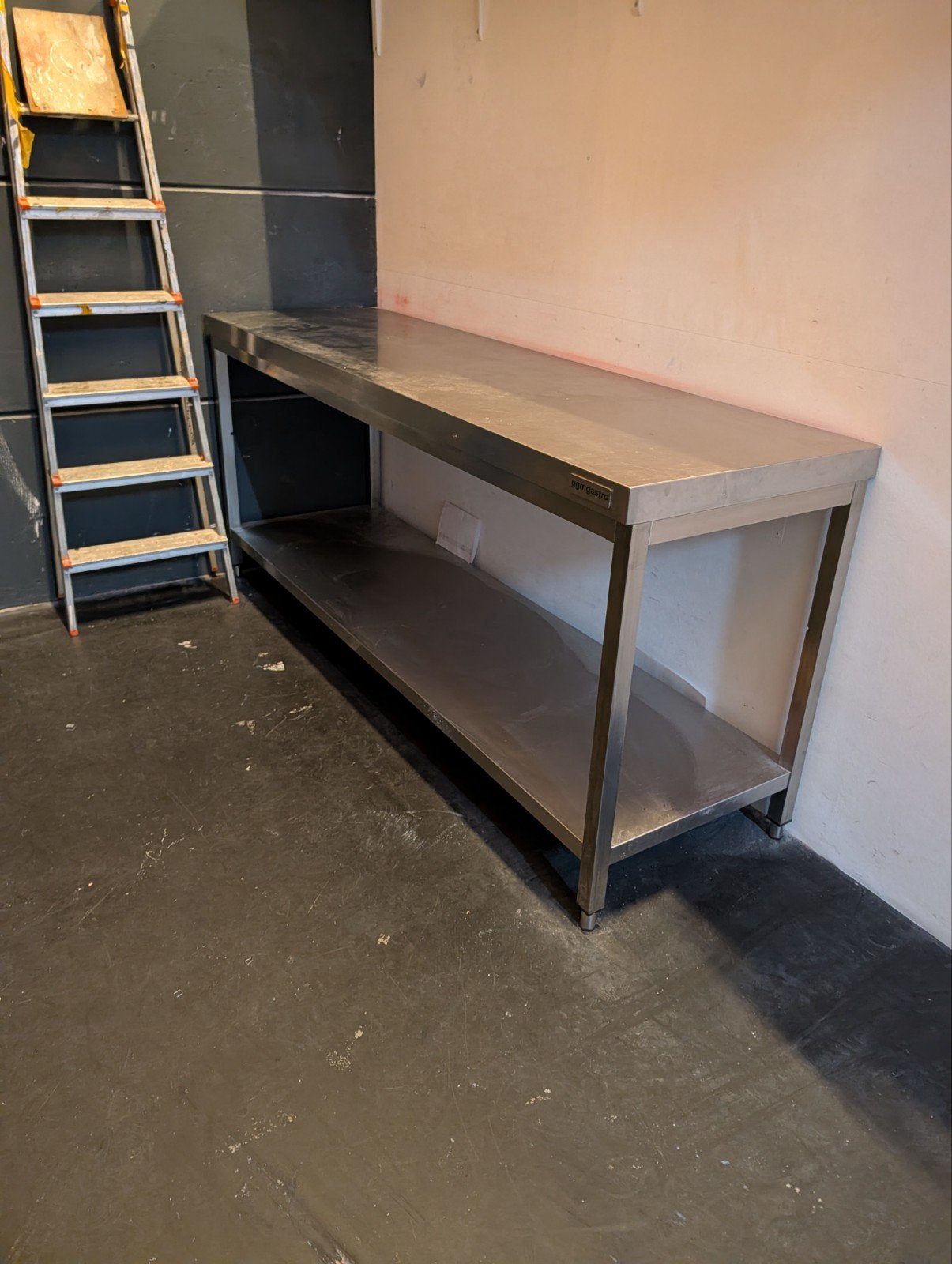 GGMgastro RVS Werkbank 200x60 cm met onderblad, Ophalen, Gebruikt, RVS Meubilair