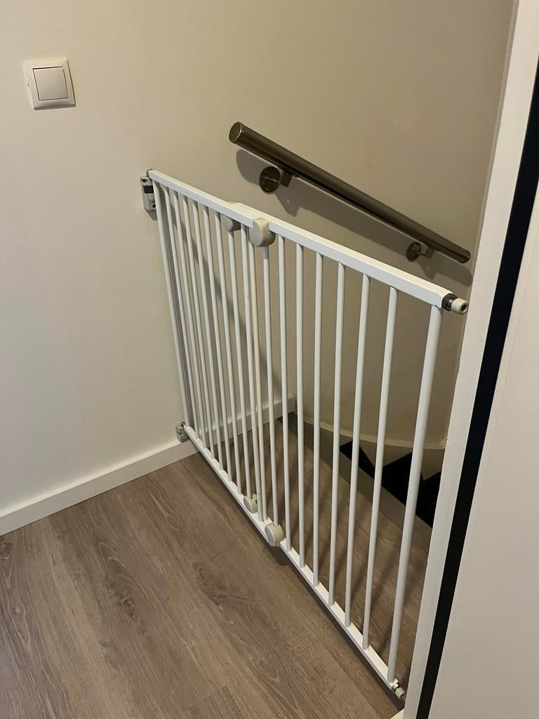 Safety 1st Wall Fix Metalen Veiligheidshekje 62-102 cm, Kinderen en Baby's, Traphekjes, Gebruikt, 100 tot 115 cm, Ophalen of Verzenden
