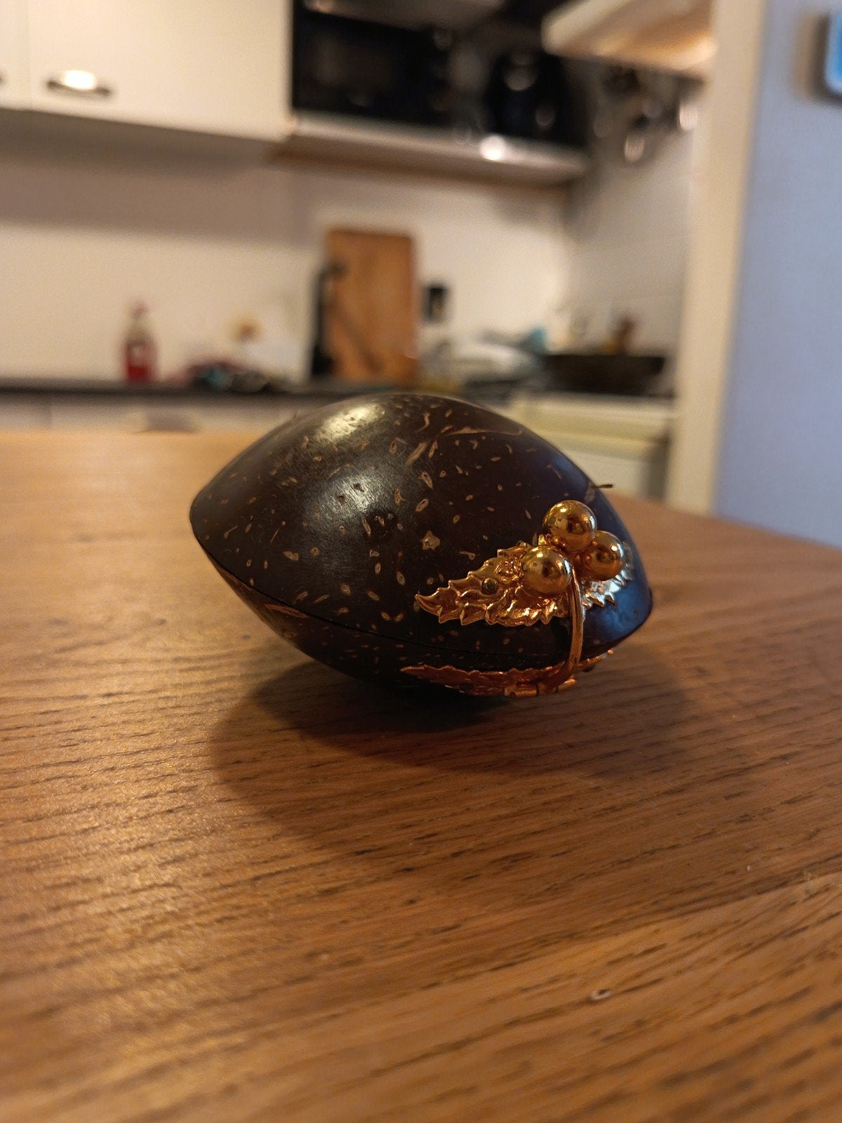 Uniek Kokosnoot Portemonneetje met Gouden Sluiting, Ophalen of Verzenden, Zo goed als nieuw, Bruin, Overige typen