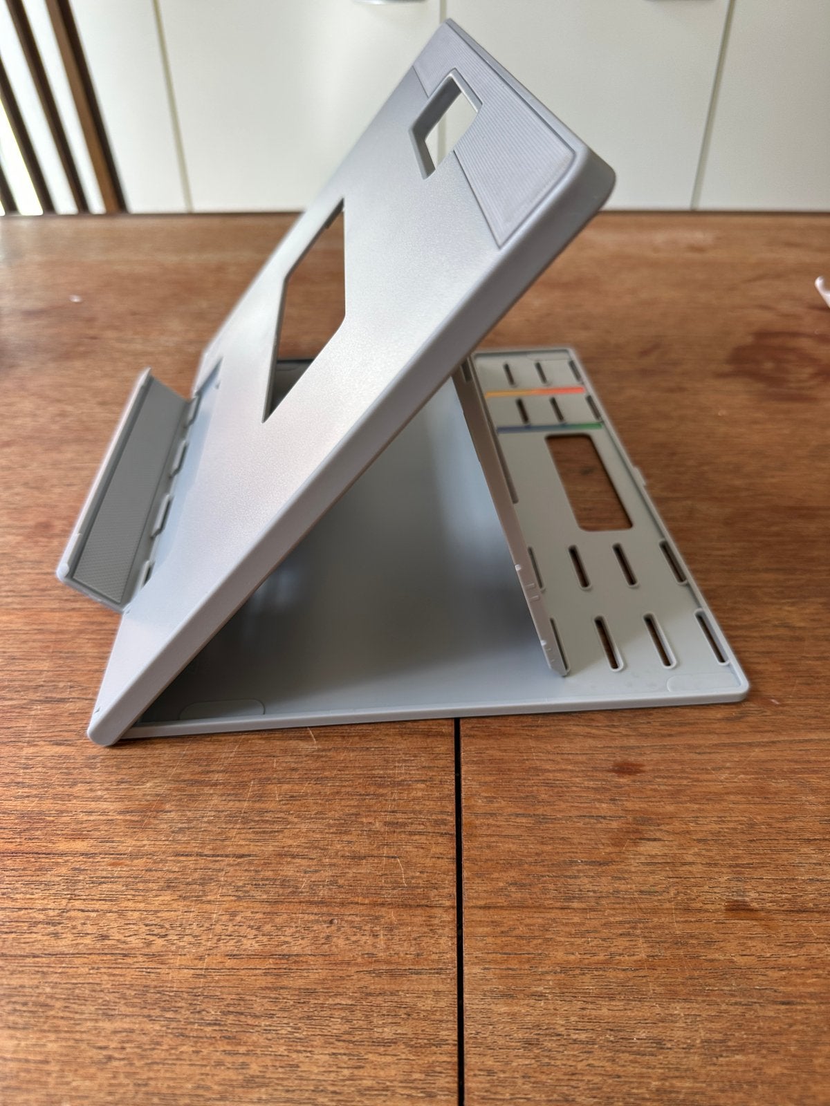 Kensington SmartFit Easy Riser Go Laptopstandaard, Ophalen, Zo goed als nieuw, In hoogte verstelbaar