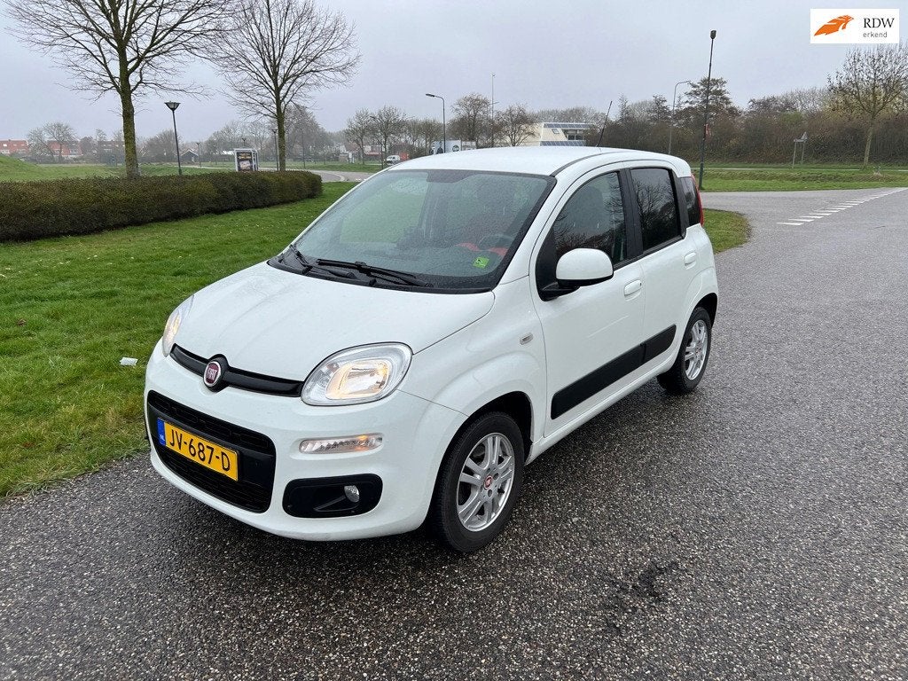 Fiat Panda 0.9 TwinAir Lounge AUTOMAAT, Auto's, Fiat, Dealer onderhouden, Stof, Euro 6, Panda