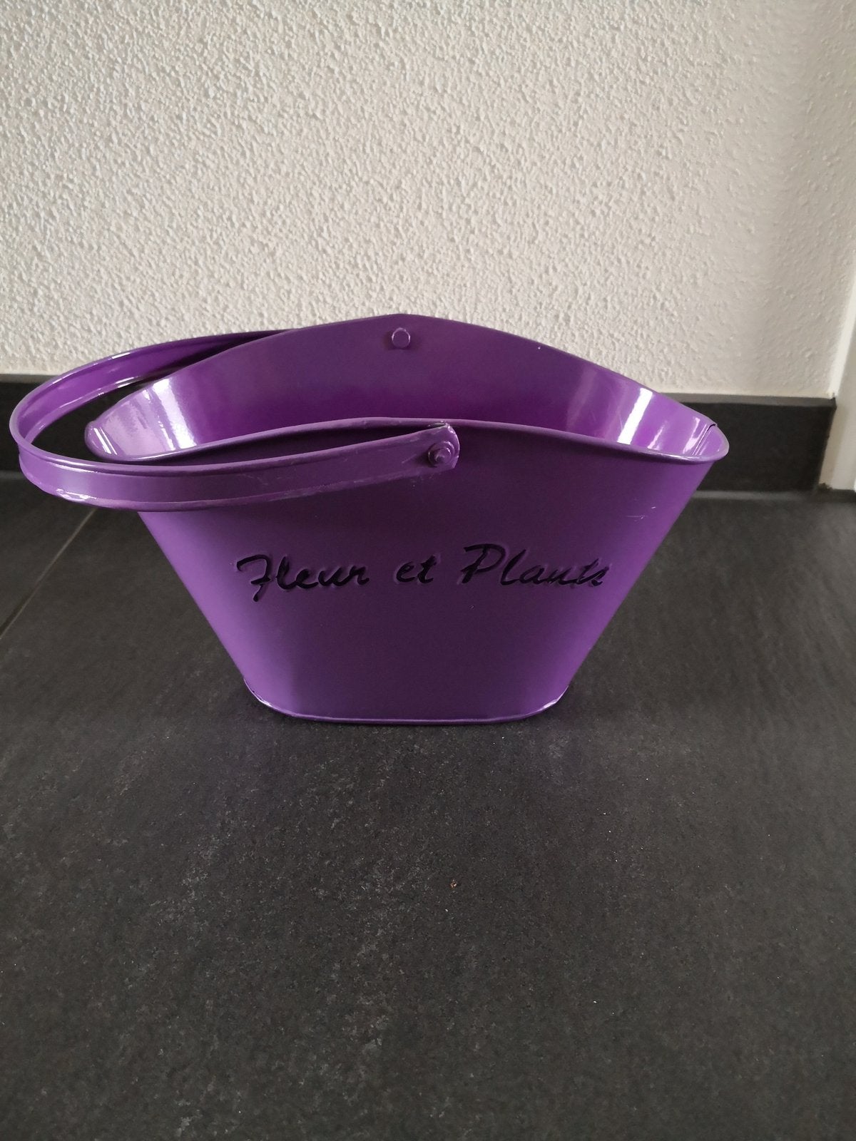 Fleurige Bloempot Paars, Ophalen of Verzenden, Zo goed als nieuw, Kunststof