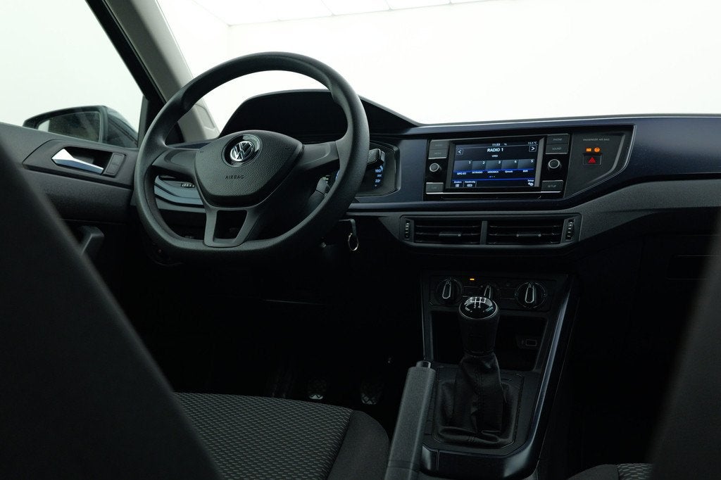 Volkswagen Polo 1.0 Comfortline | Airco | Bluetooth | 6 maan, 1005 kg, Stof, Zwart, Bedrijf