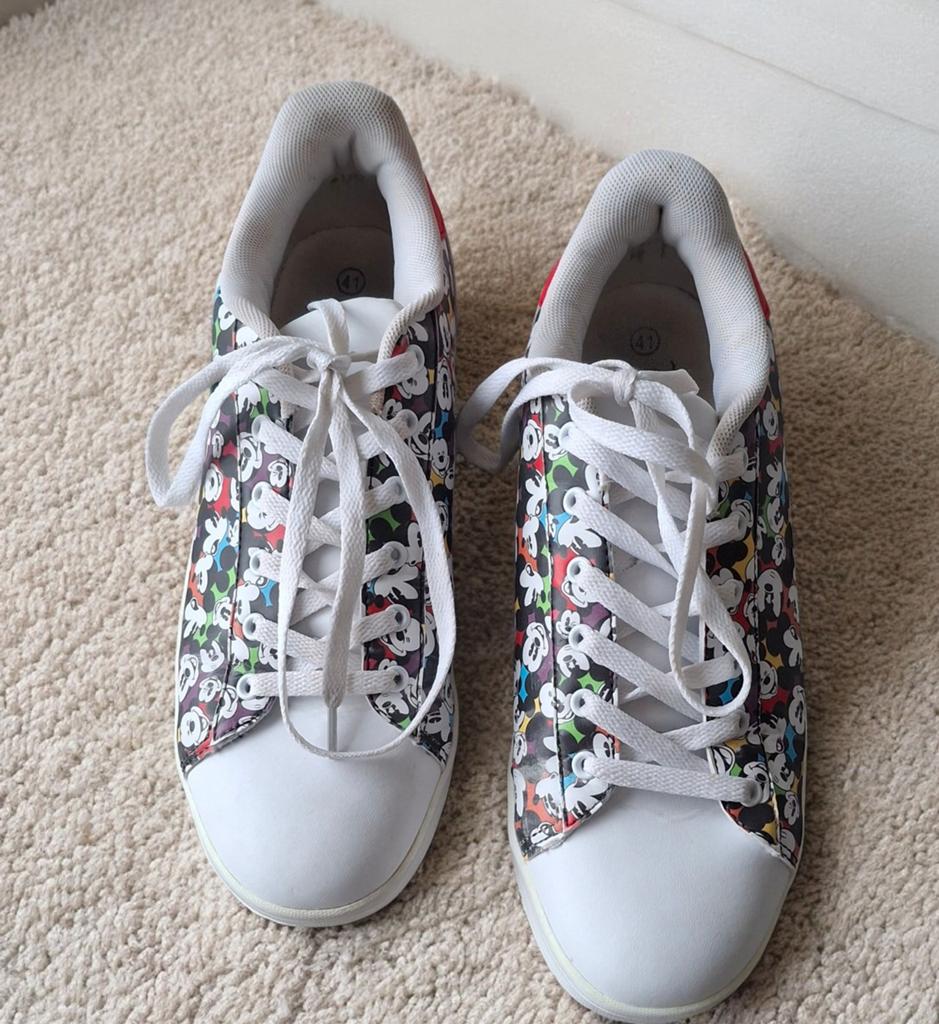 Disneyland sneakers Mickey Mouse maat 41, Wit, Ophalen of Verzenden, Disneyland, Sneakers of Gympen