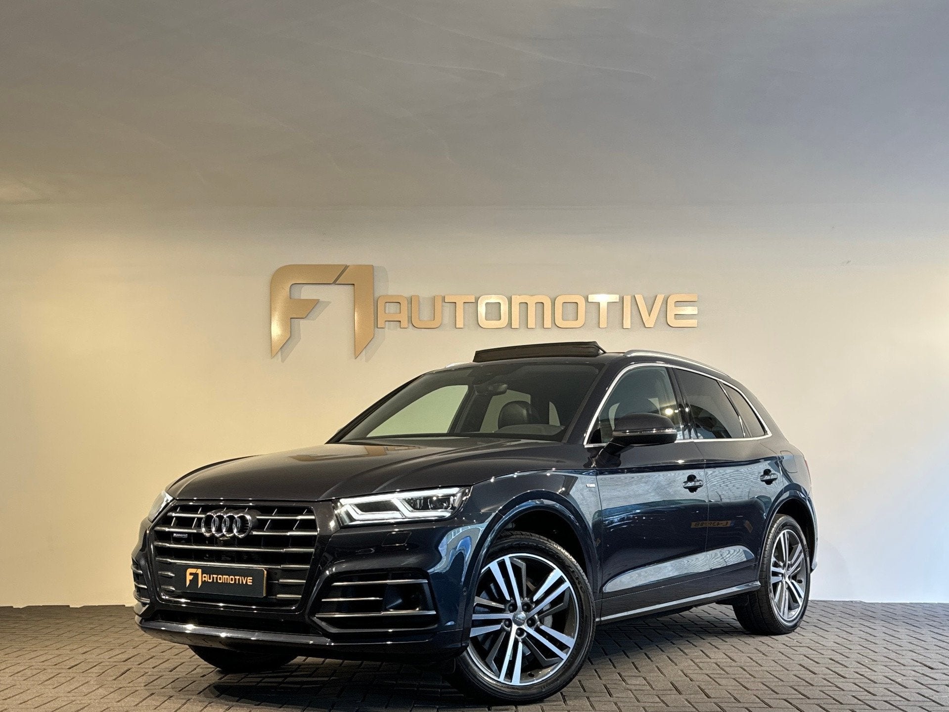 Audi Q5 55 TFSI e quattro Competition Pano|360Camera|Blindsp, Auto's, Automaat, Euro 6, 4 cilinders, Blauw