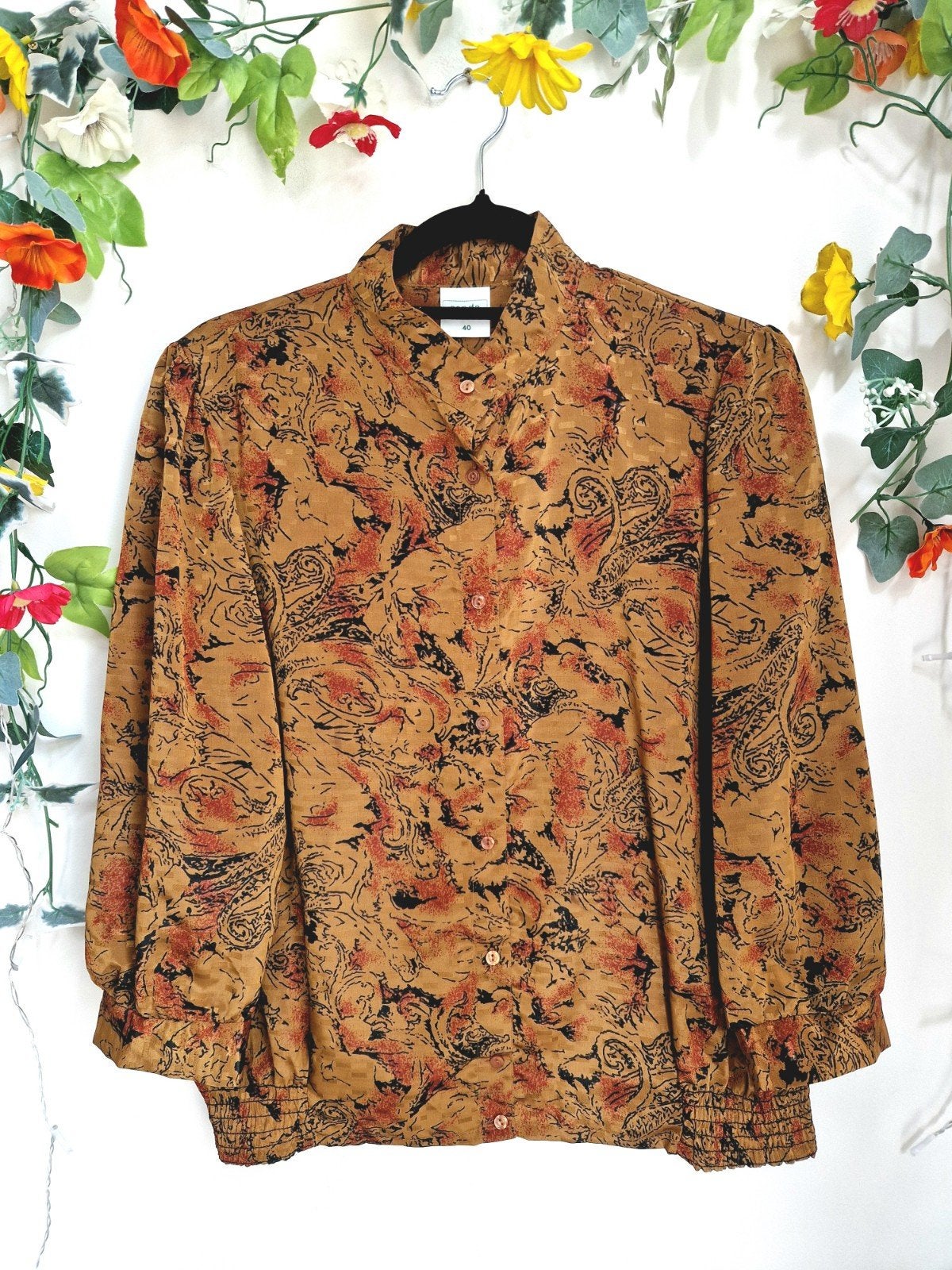 Super leuke shiny vintage bruine blouse, Kleding | Dames, Ophalen of Verzenden, Zo goed als nieuw, Maat 42/44 (L), Bruin