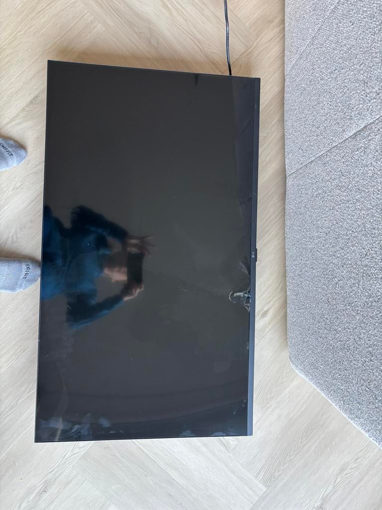Tv met stuk scherm, Ophalen of Verzenden