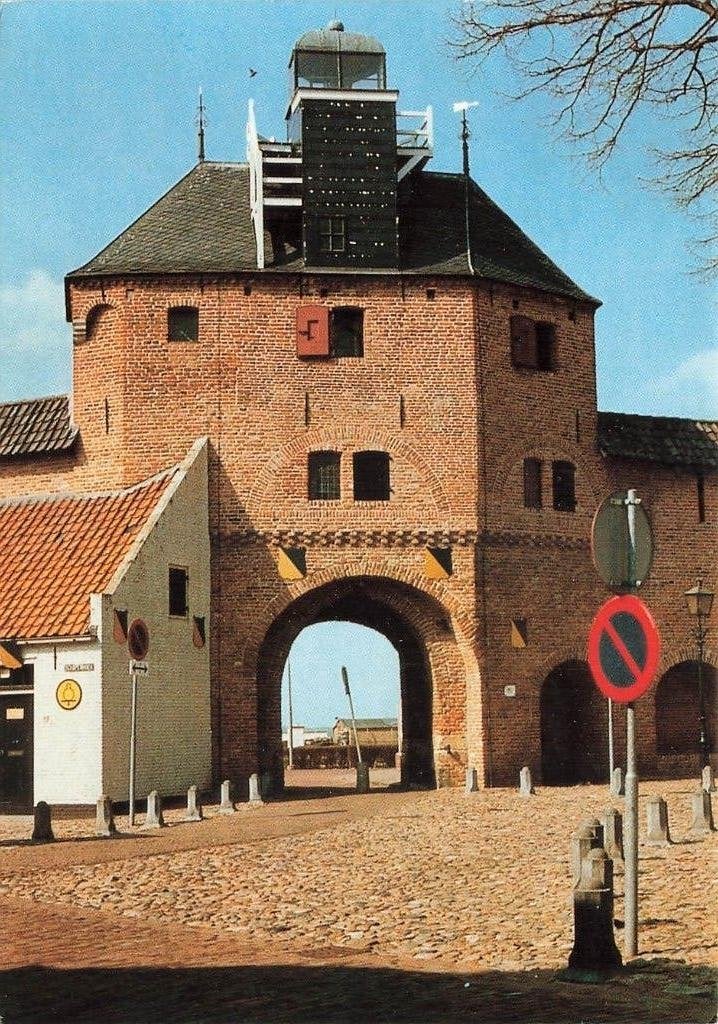 Harderwijk, Vispoort, Ophalen of Verzenden, 1980 tot heden, Gelopen, Gelderland