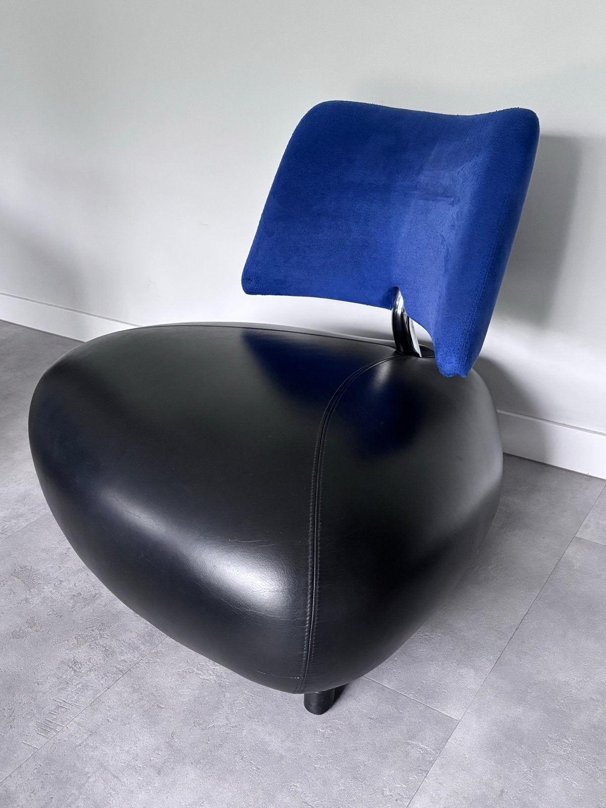 Leolux Pallone fauteuil - Zwart leer & blauwe stof, Ophalen, Gebruikt, Leer, Leolux