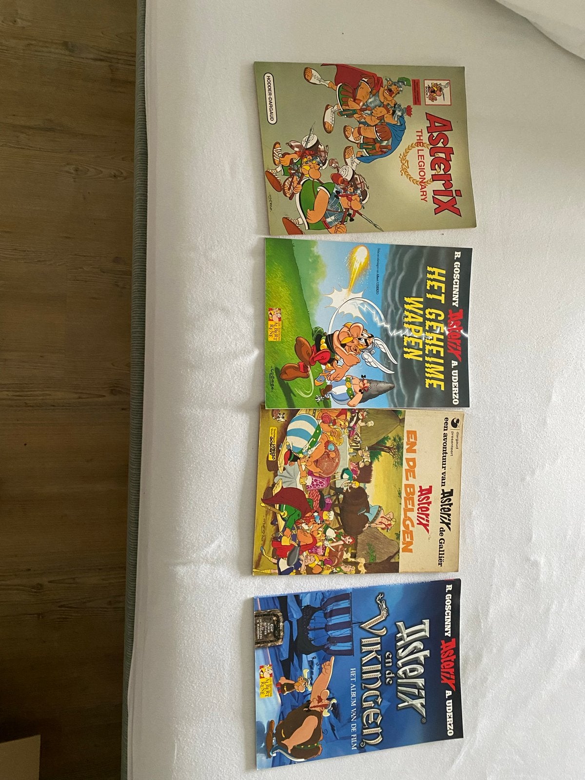 Asterix stripboeken - 4 delen, Boeken, Stripboeken, Meerdere stripboeken, Ophalen, Gelezen
