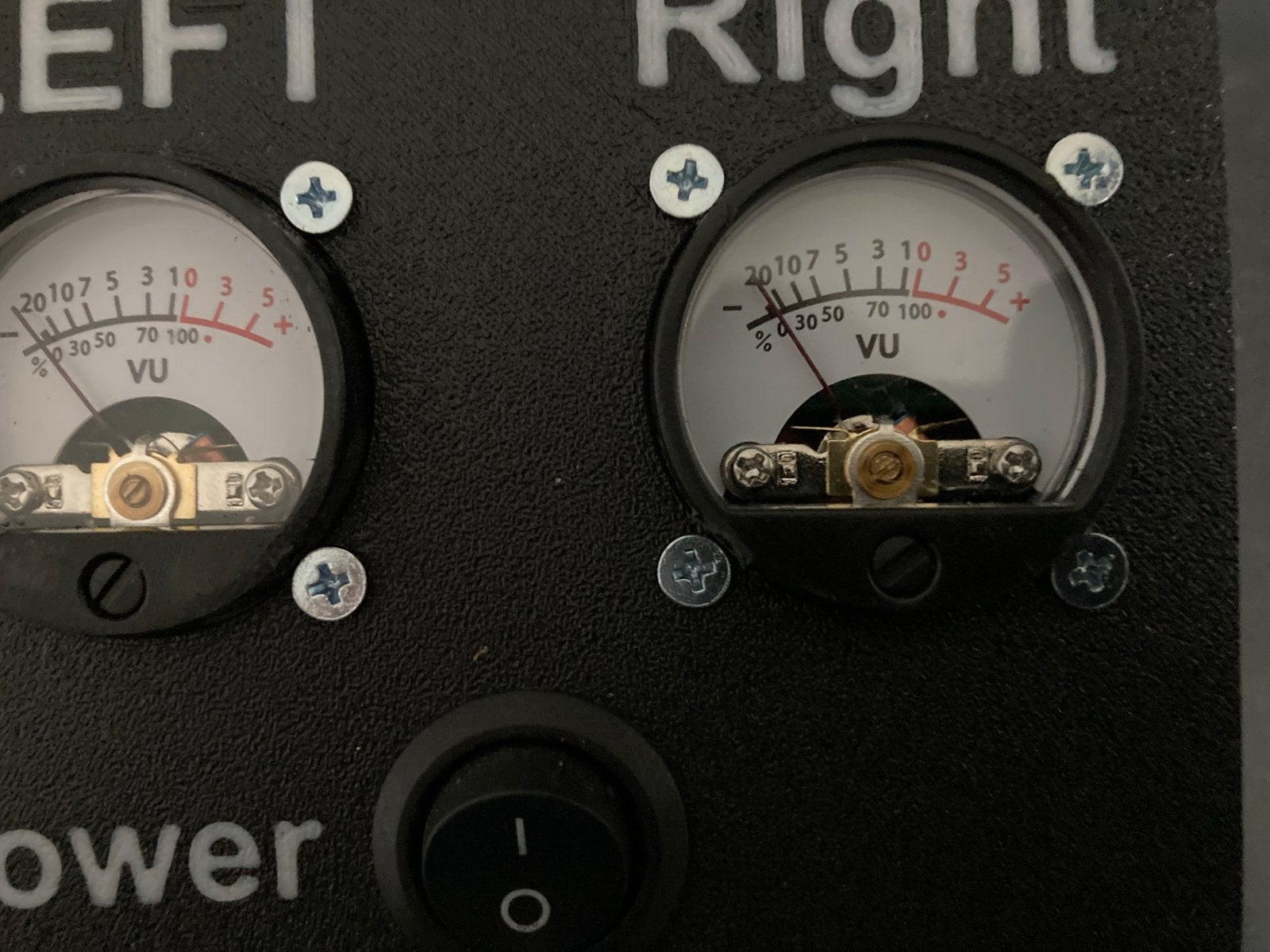 Audio VU Meter met 3D geprinte behuizing, Verzenden, Zo goed als nieuw