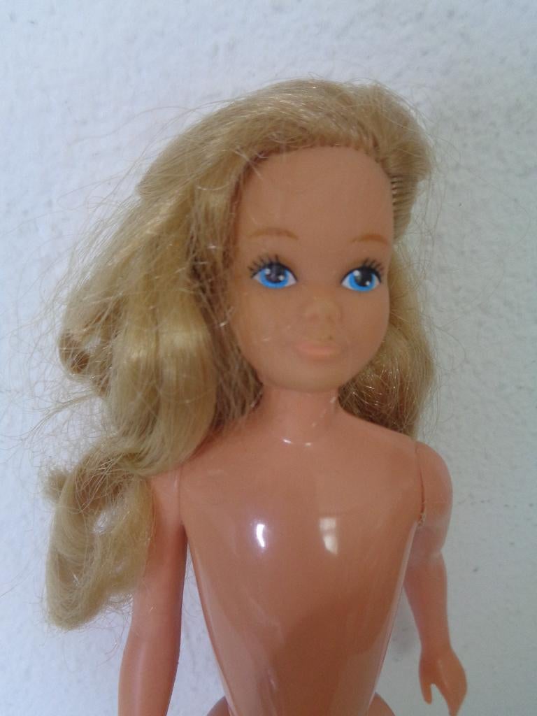  Skipper van Barbie,….. ( Fotonr V58), Ophalen of Verzenden, Zo goed als nieuw, Pop