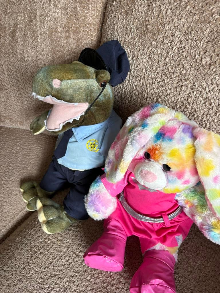 Centerparcs Build a Bear knuffels - krokodil en Konijn, Kinderen en Baby's, Speelgoed | Knuffels en Pluche, Ophalen of Verzenden