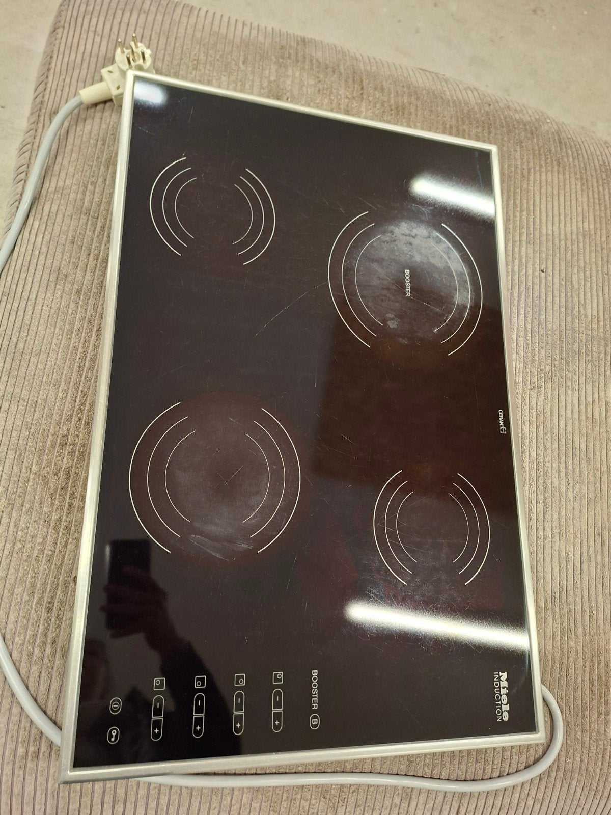 Miele KM474 Inductie Kookplaat - 4 zones, 6.8kW, Ophalen, Gebruikt, 4 kookzones, Inbouw