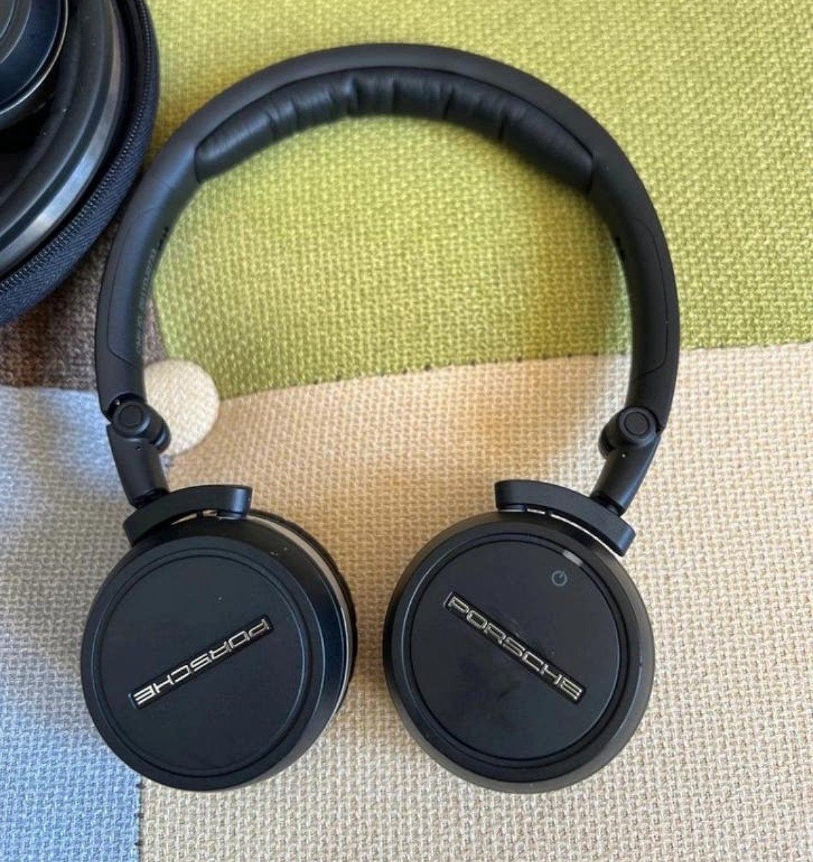 Origineel porsche draadloos koptelefoon met oplad kabel, Ophalen of Verzenden, Gebruikt, On-ear, Porsche
