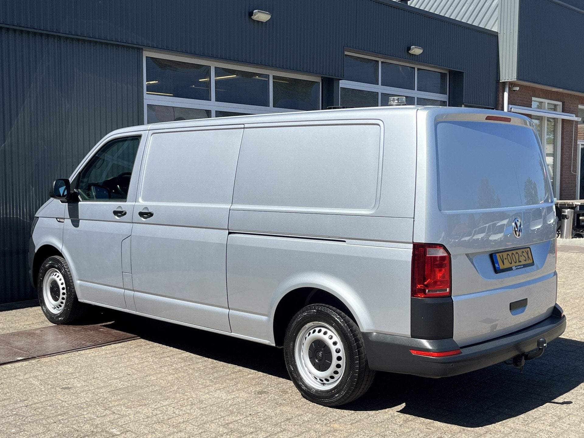 Volkswagen Transporter 2.0 TSI L2H1 Benzine Dubbele Schuifde, Voorwielaandrijving, Stof, Gebruikt, 4 cilinders