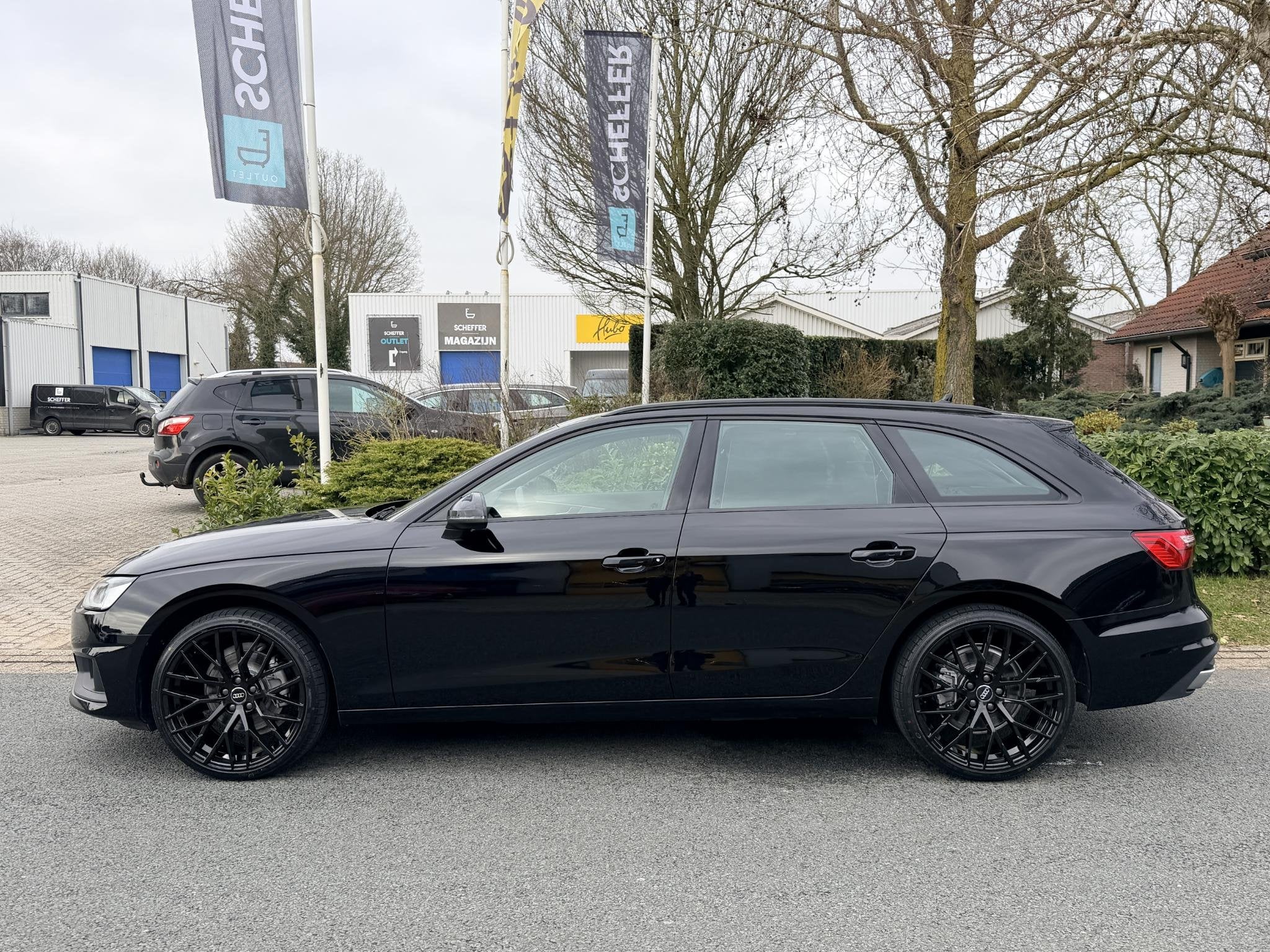 Audi A4 Avant 35 TFSI 150PK Automaat•Navi•Carplay, Auto's, Stof, Gebruikt, Euro 6, 4 cilinders