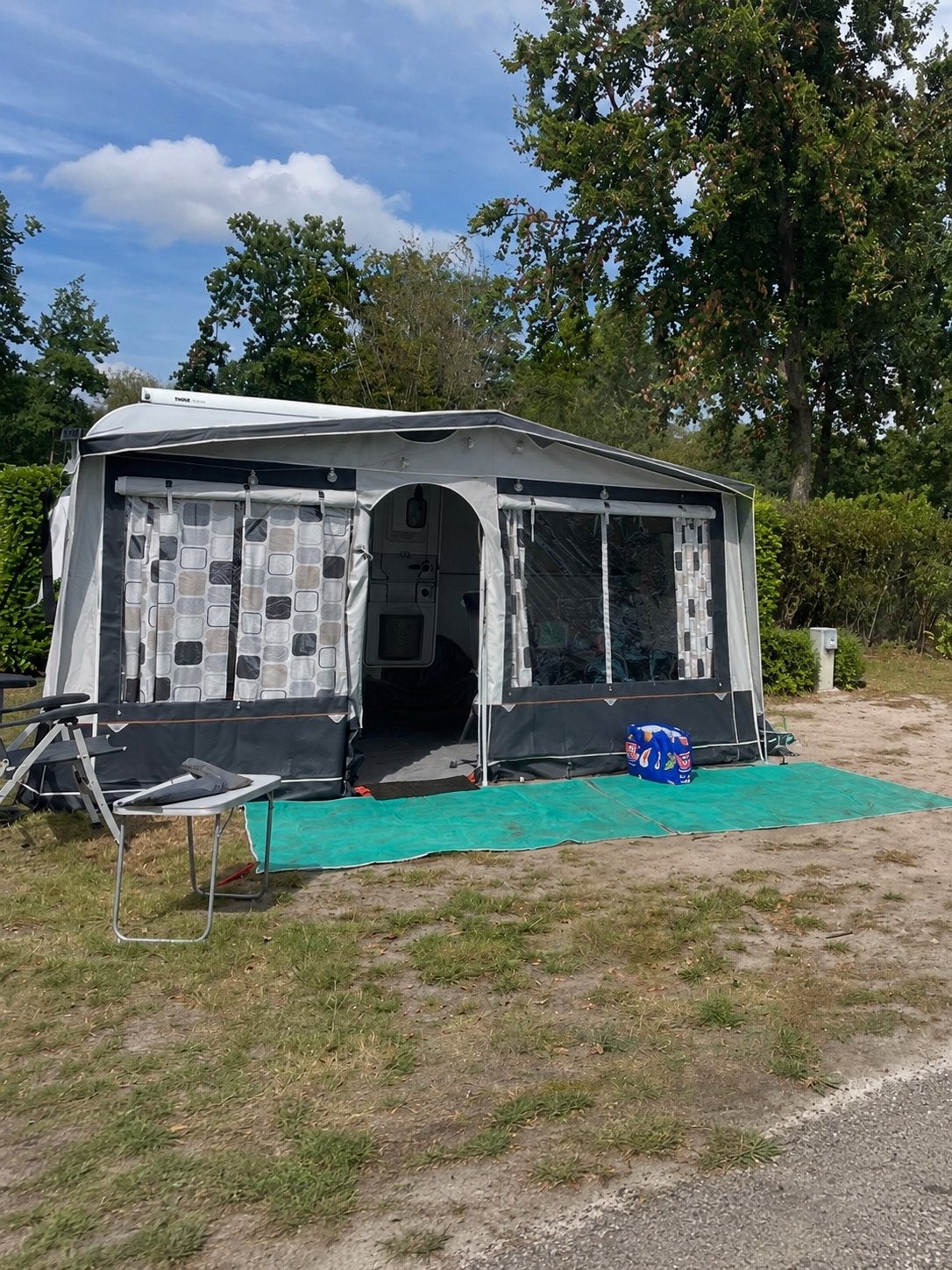 Voortent sorrento 240 omloop maat 10, Ophalen, Zo goed als nieuw