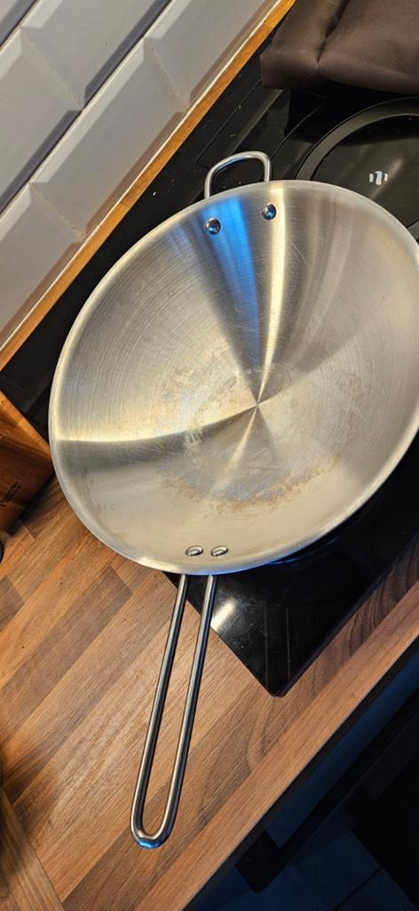 Wokpan (fusion wok) geschikt voor inductie., Ophalen of Verzenden, Zo goed als nieuw, Rvs, Wok
