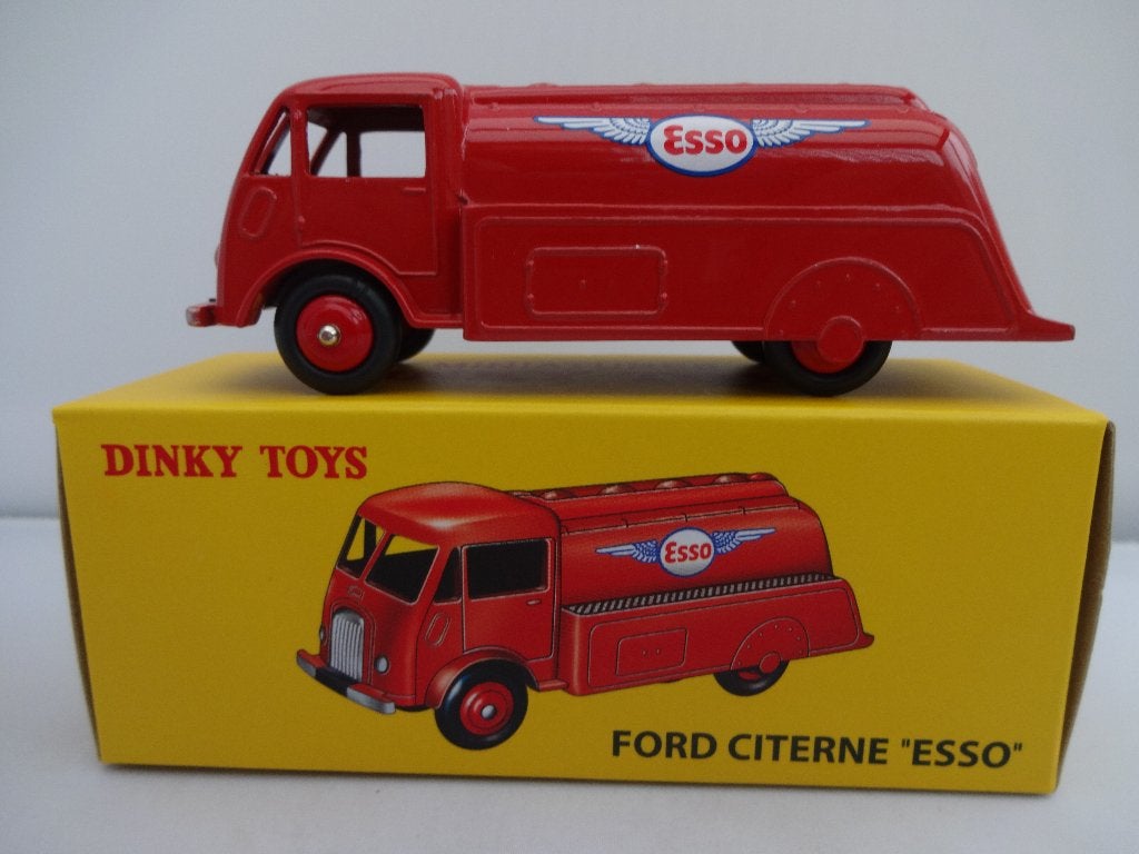 Ford "Citerne" tankauto ESSO nr: 25U van Dinky Toys 1:64, Ophalen of Verzenden, Nieuw, Bus of Vrachtwagen