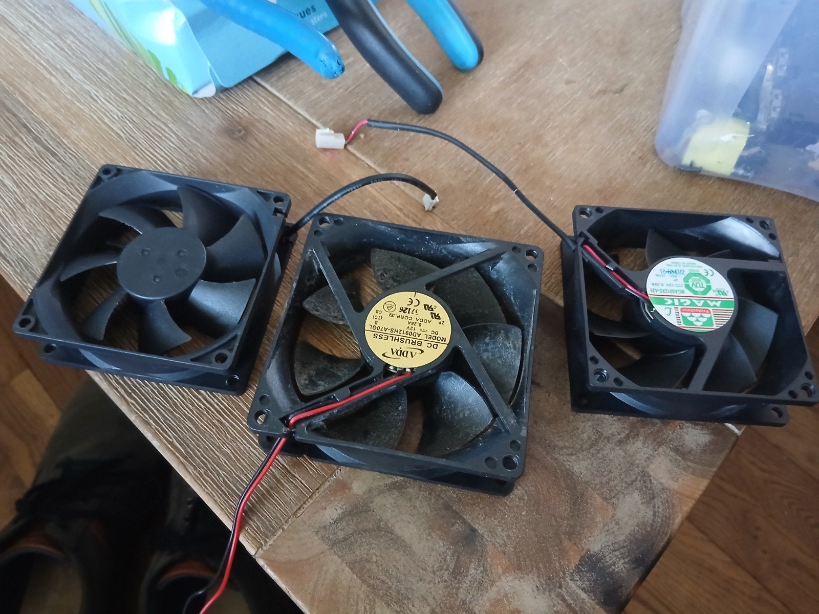 3 gebruikte PC ventilatoren - diverse merken, Computers en Software, Computerkoelers, Ophalen of Verzenden, Gebruikt, Luchtkoeling