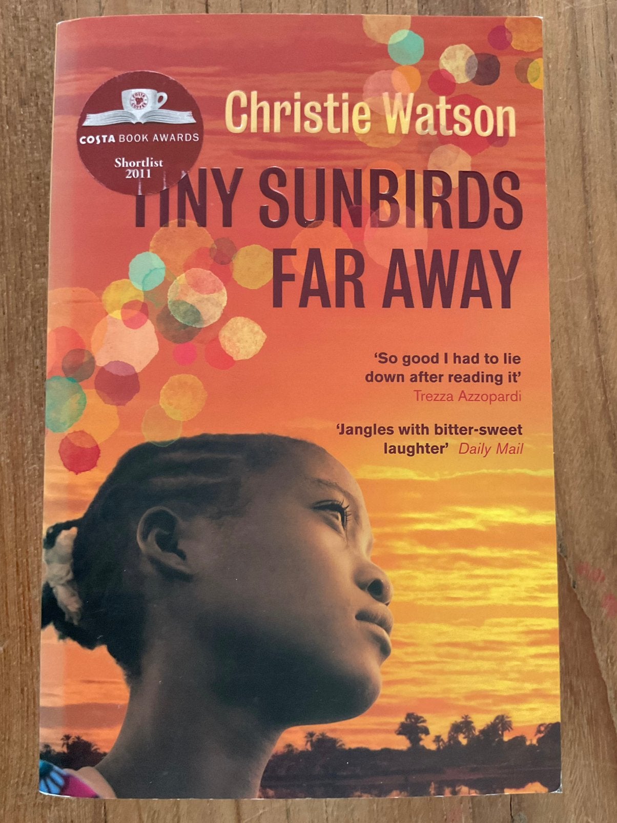 Tiny sunbirds far away - Chrissie Watson, Ophalen of Verzenden, Zo goed als nieuw