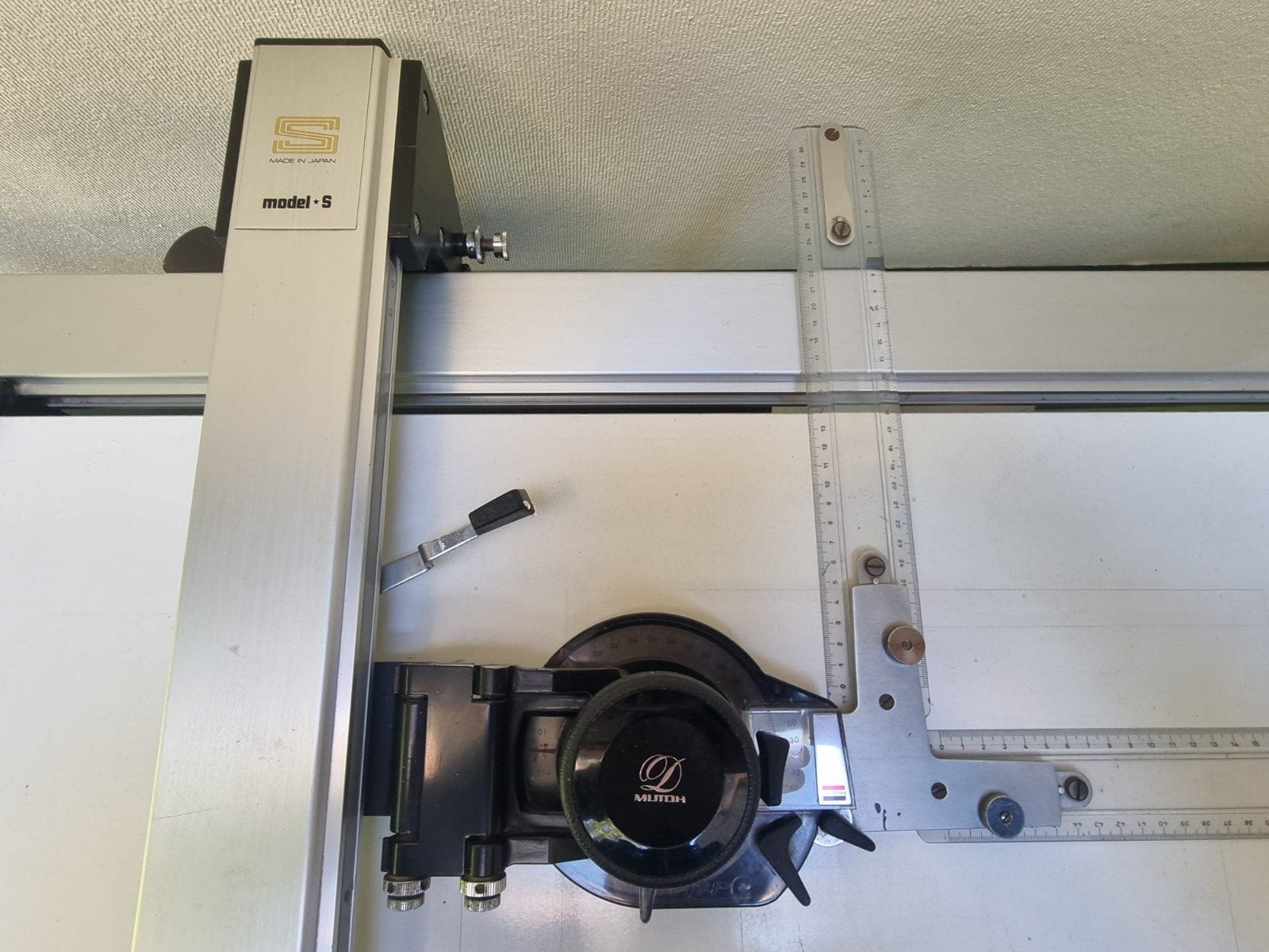 Professionele Mutoh model S tekentafel, Doe-het-zelf en Verbouw, Tekentafels, Ophalen, Gebruikt, Minder dan 130 cm