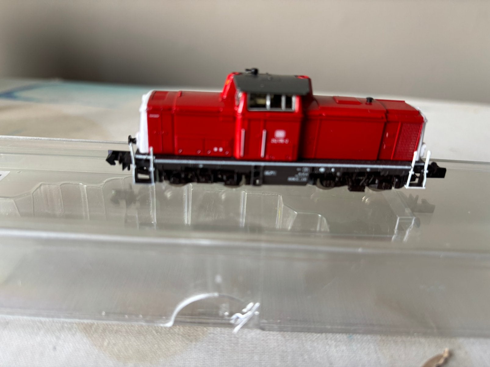 N spoor Arnold DB Diessellocomotief BR212, Arnold, Ophalen of Verzenden, Zo goed als nieuw, Gelijkstroom