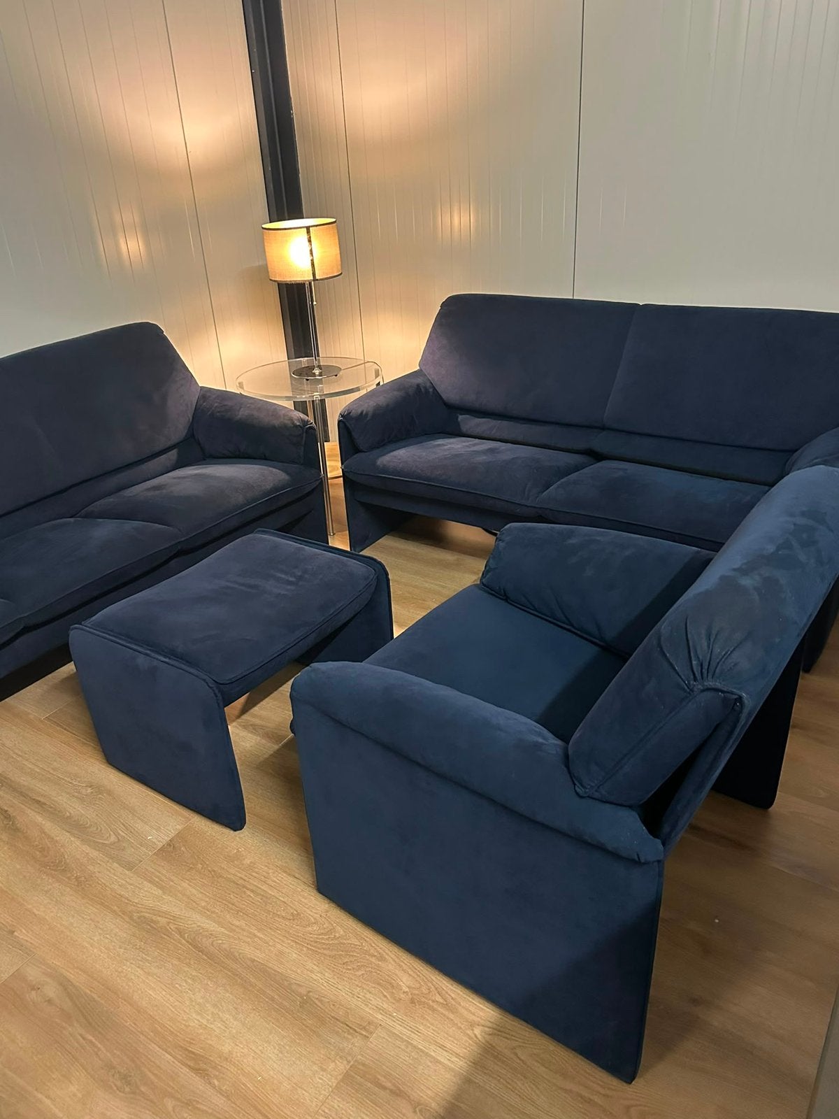 Leolux design zithoekset + hocker GRATIS VERZENDING, Ophalen, Zo goed als nieuw