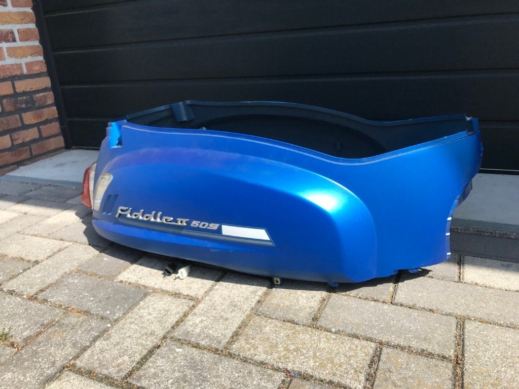 SYM FIDDLE 2 ACHTERKAPPEN ACHTERKAP KAP, Fietsen en Brommers, Brommeronderdelen | Scooters, Gebruikt, Peugeot, Kap, Ophalen of Verzenden