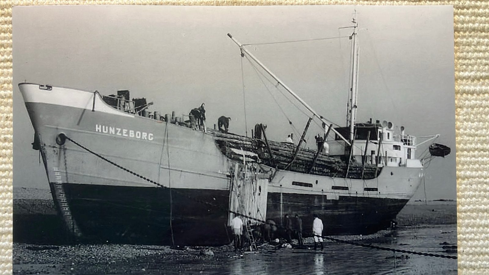 HUNZEBORG   stranding na aanvaring 1966, Verzamelen, Ophalen of Verzenden, Zo goed als nieuw