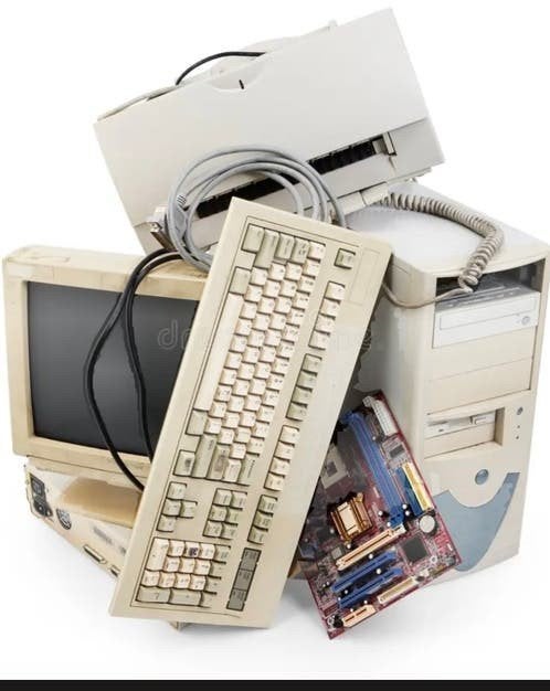 Gezocht: Oude computer en laptops, Ophalen of Verzenden, Gebruikt, Onbekend