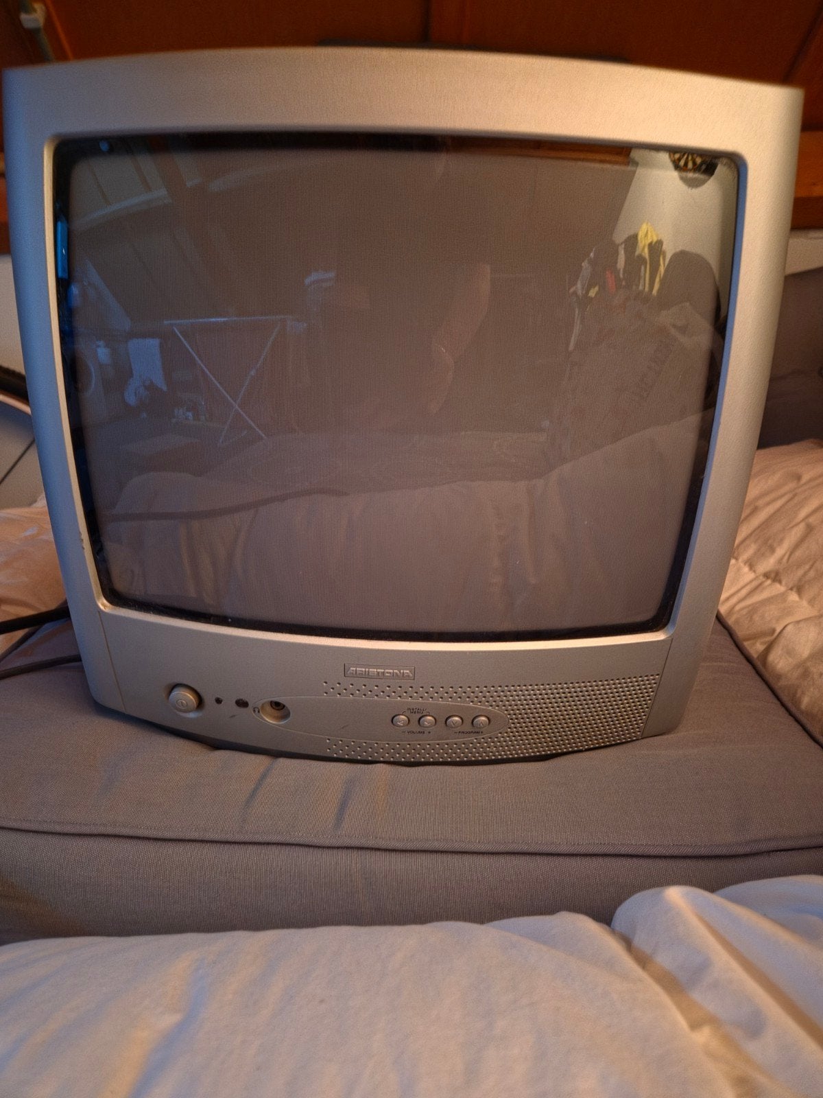 Aristona tv 14 Inch (retro gaming), Ophalen, Gebruikt, Aristona