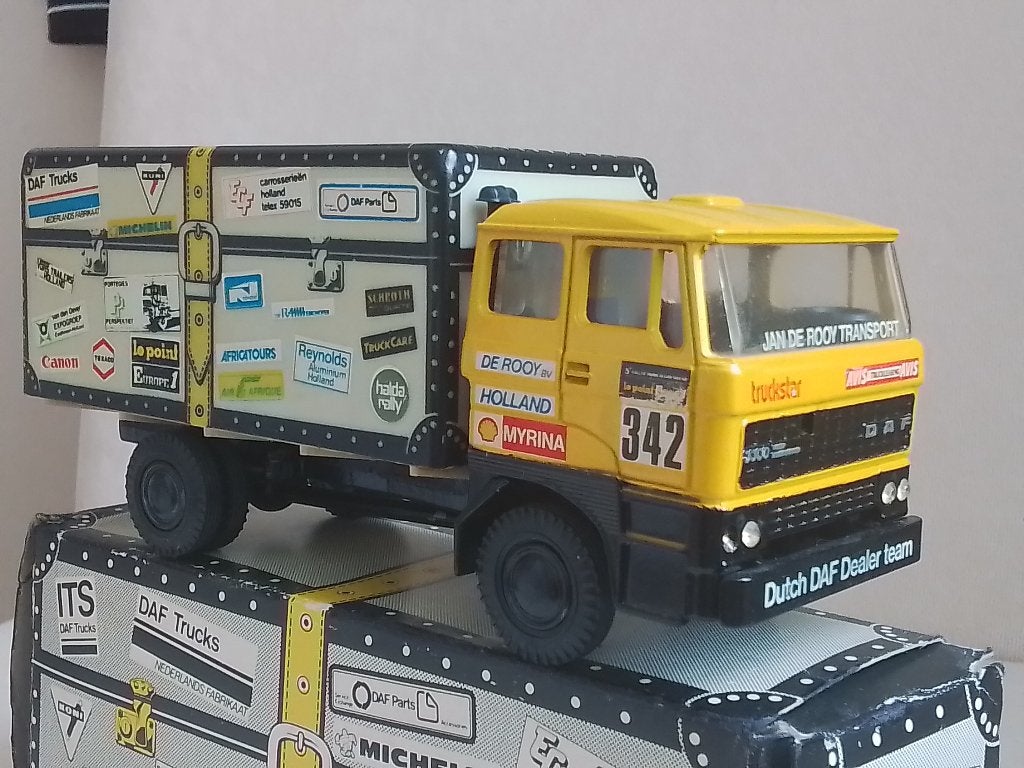 Lion car Daf 3300 Dakar Truck Jan de Rooy Lion toys, Ophalen of Verzenden, Zo goed als nieuw, Bus of Vrachtwagen, Lion Toys