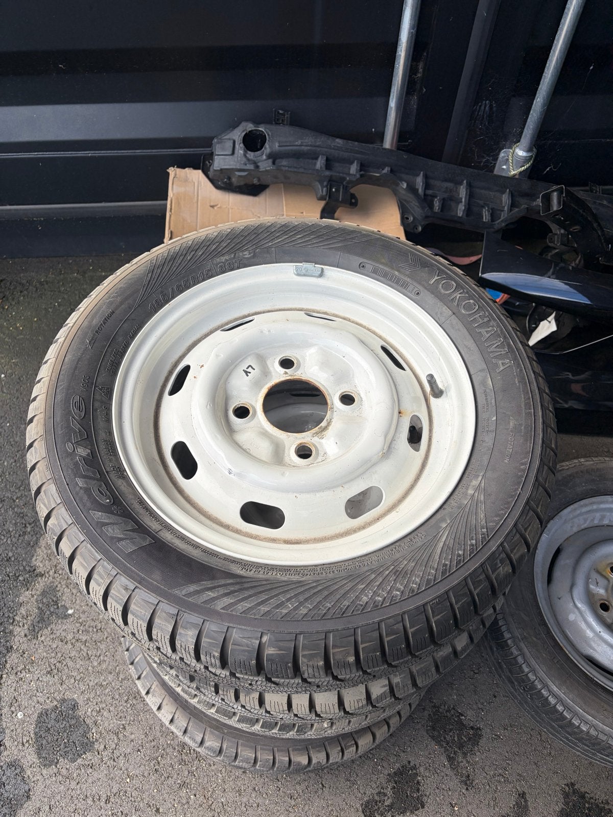 Setje Kever velgen met Yokohama winterbanden 185/65R15, Ophalen of Verzenden, Gebruikt